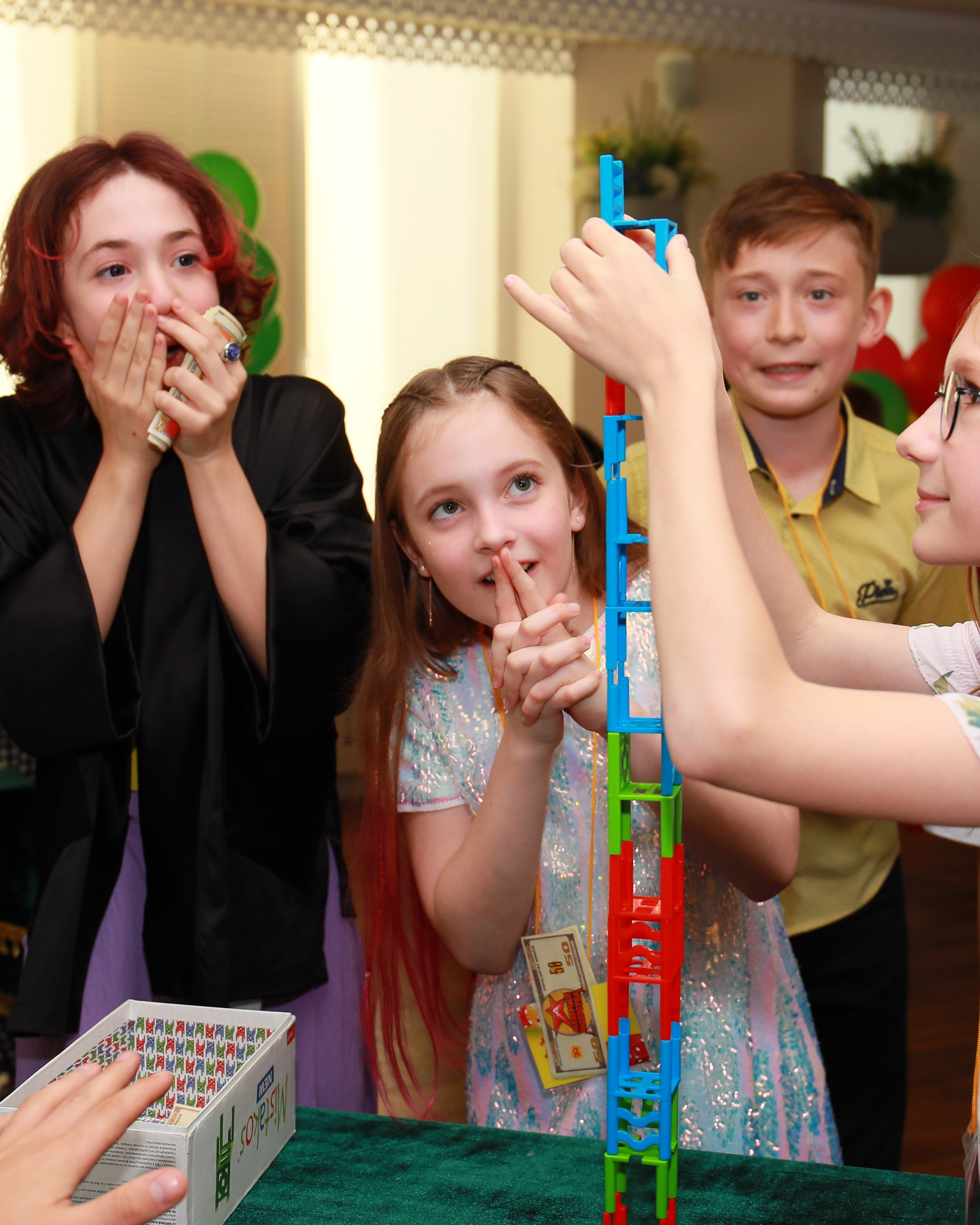 Выпускной 4 класс (Р-н Разговоры на крыше)