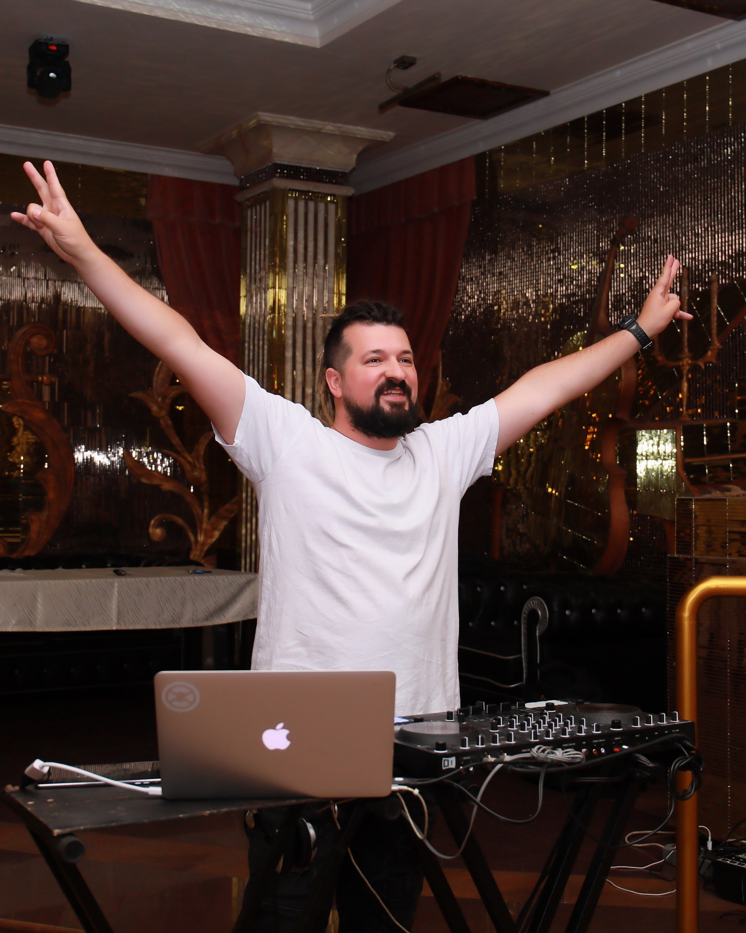 Champagne, банкетный зал