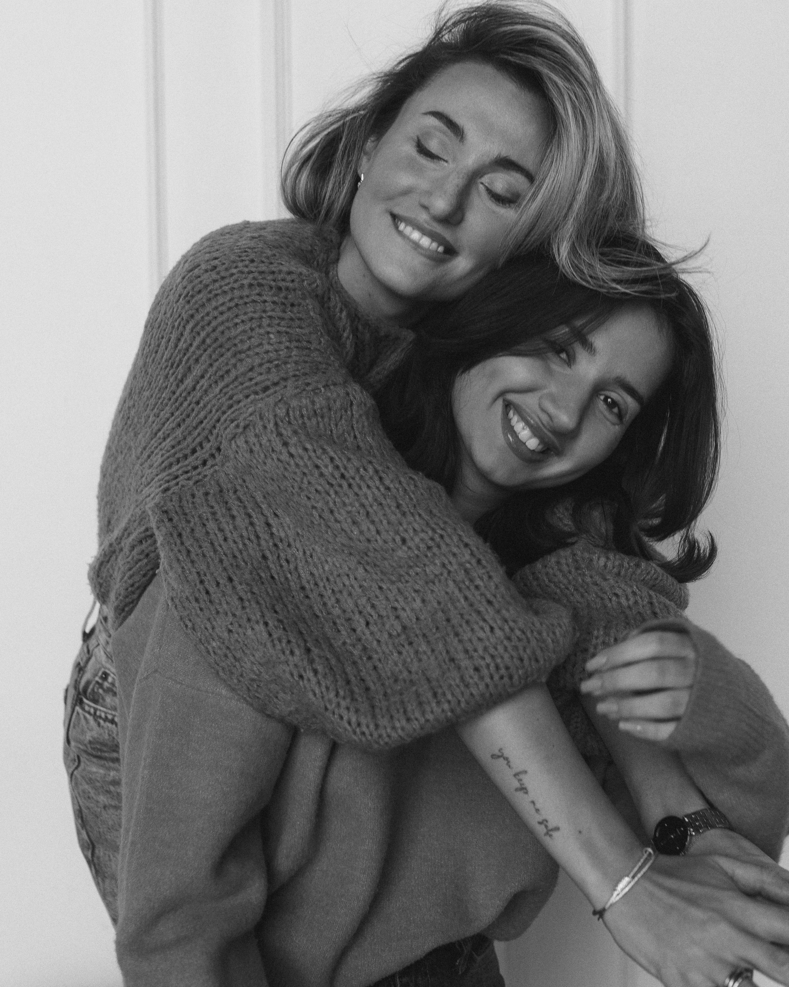 Сабина и Эля