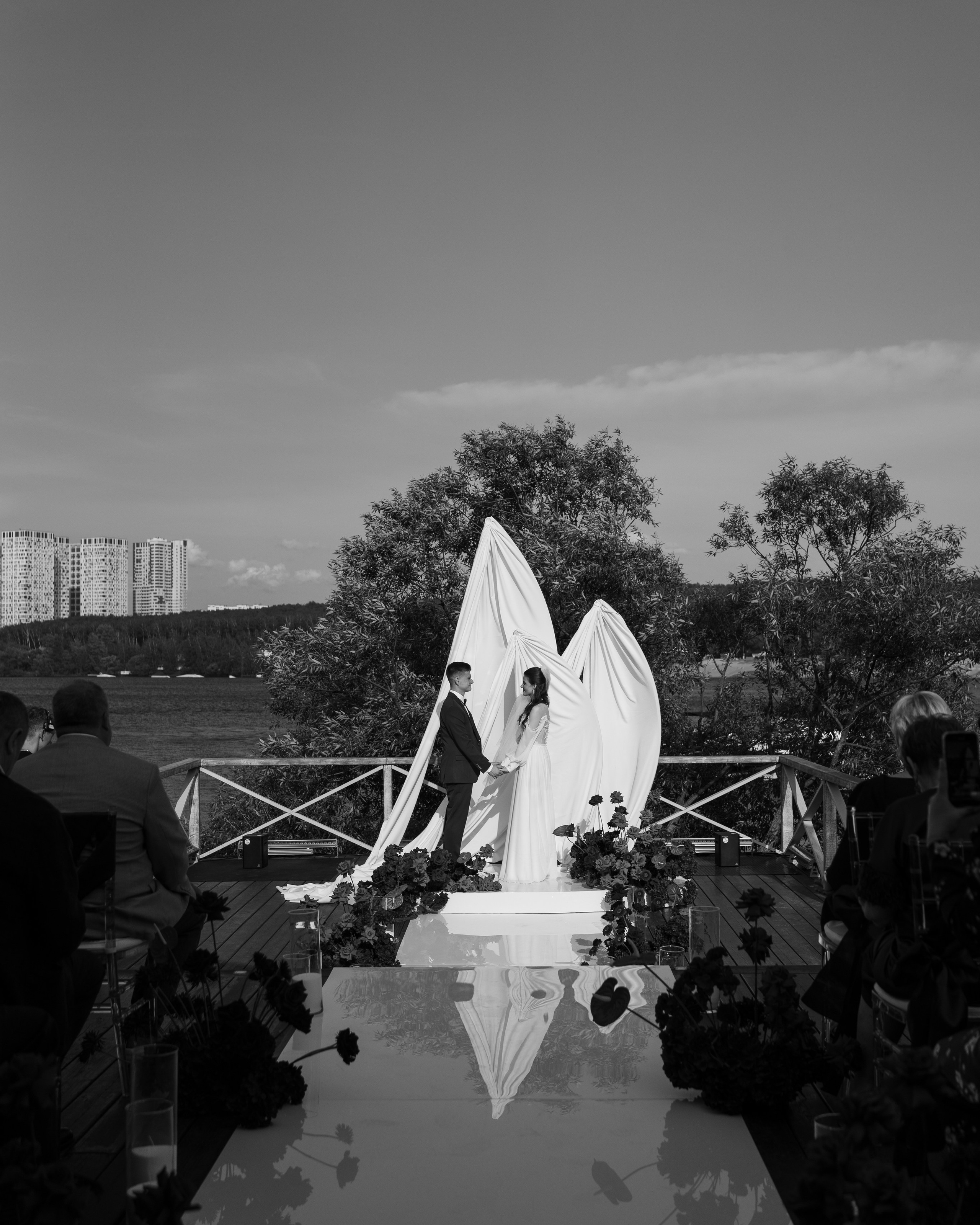 Красные розы