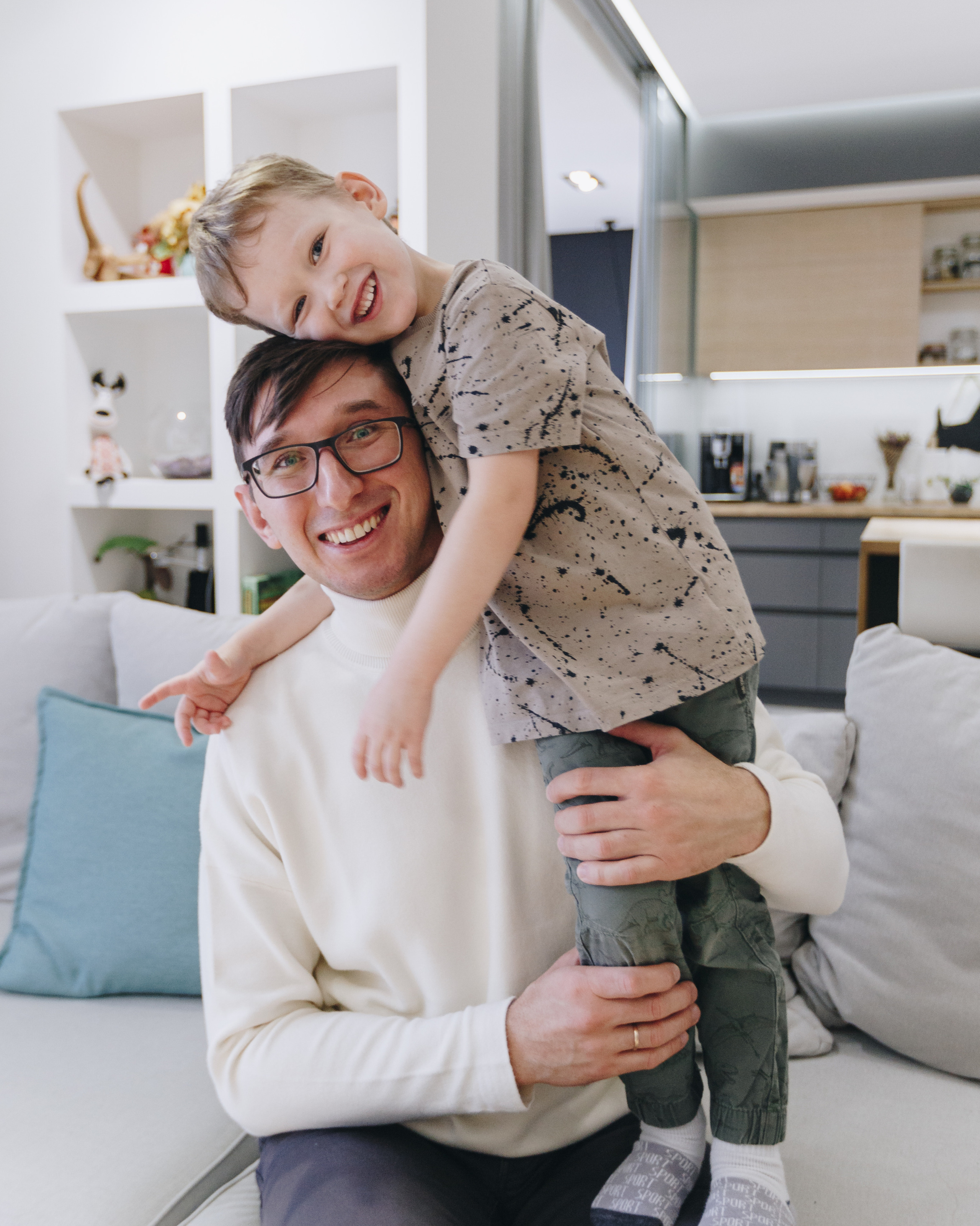 Нас уже четверо!