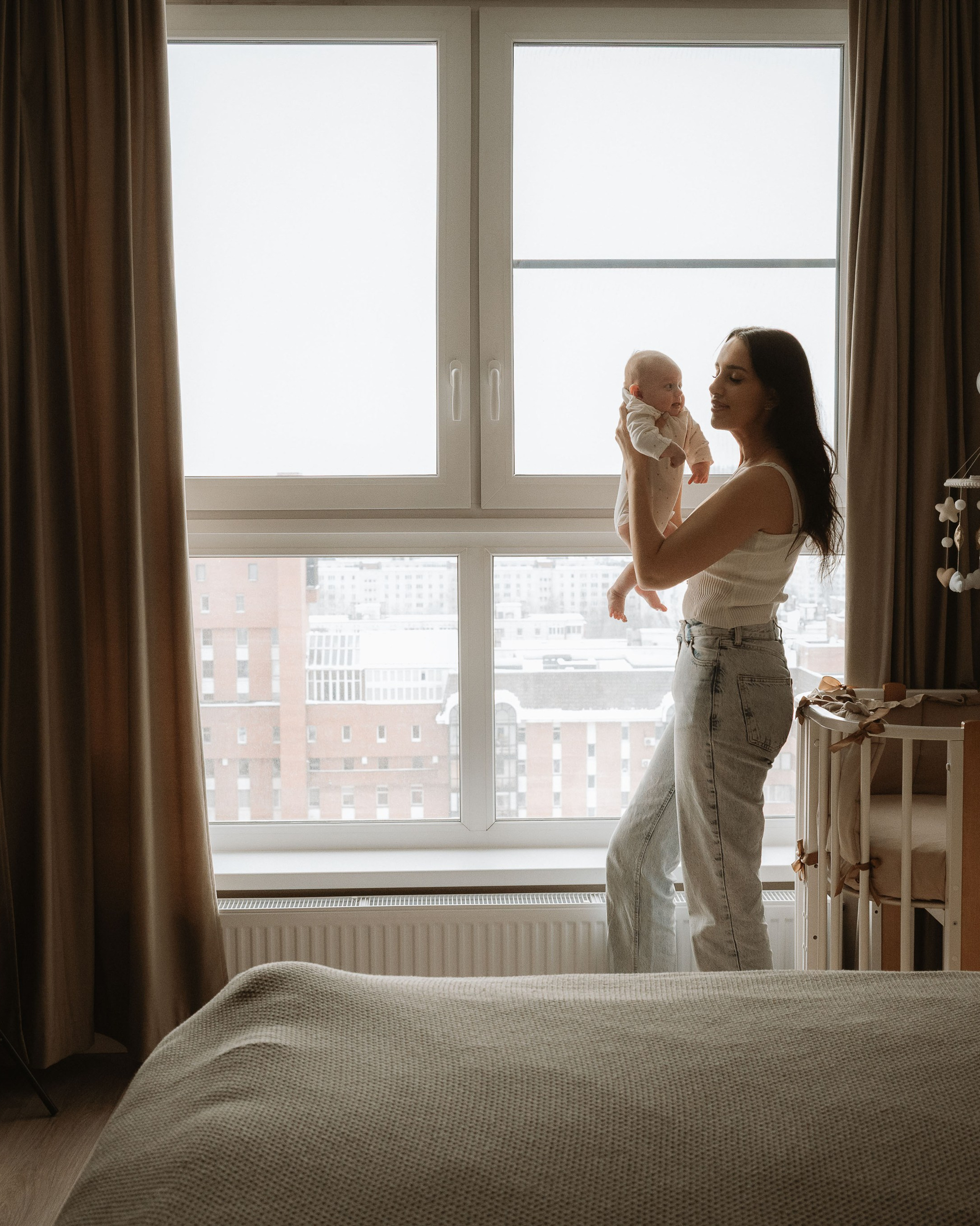 малышка Зои с&nbsp;мамой и&nbsp;бабушками