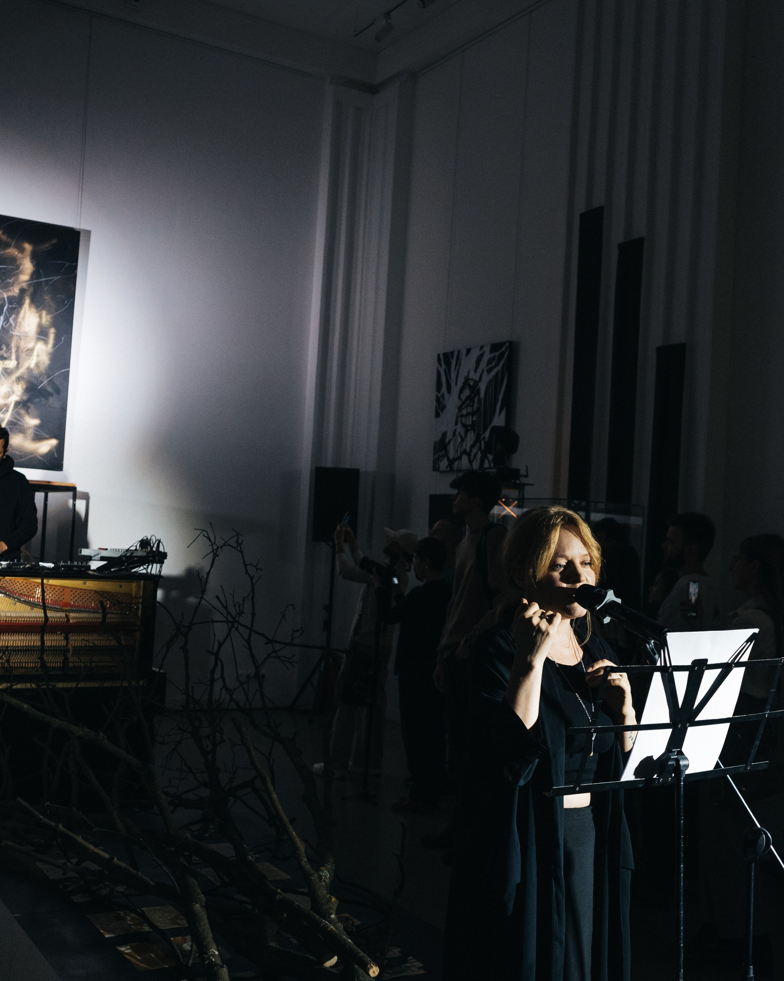 Выставка Юрия Литарова. Всё рождается. Всё продолжается.