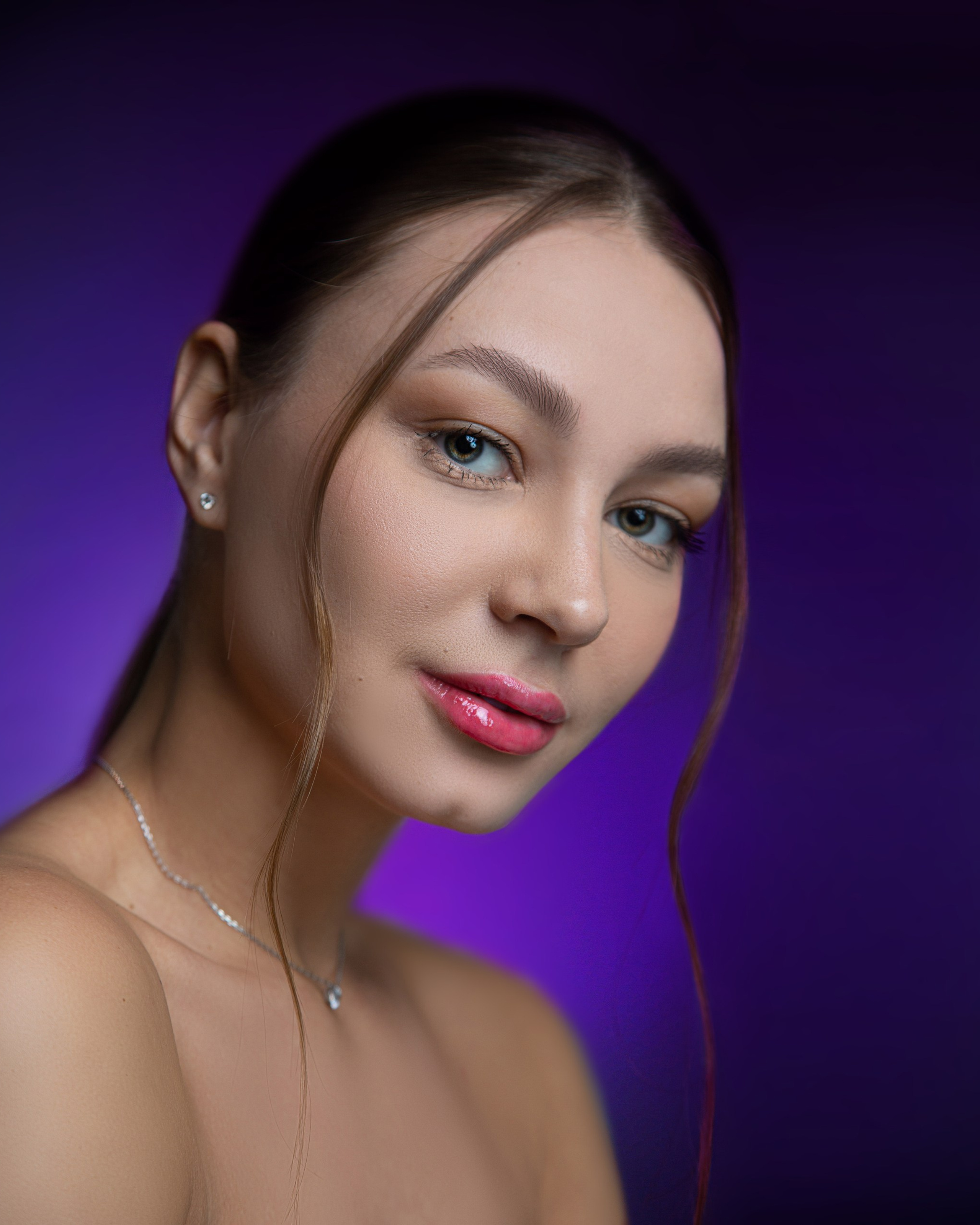 Для рекламы косметики