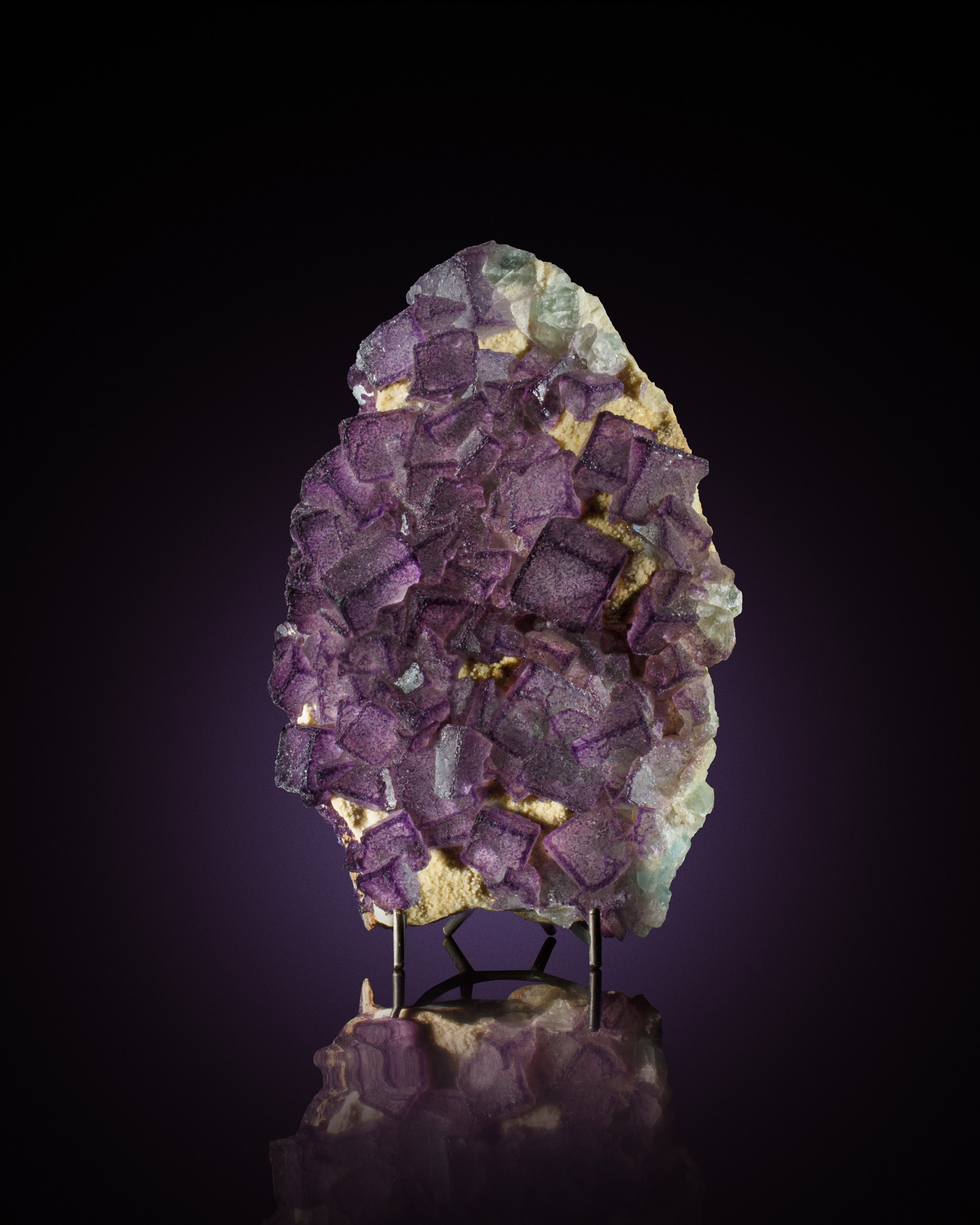 Изделия из камней и минералов