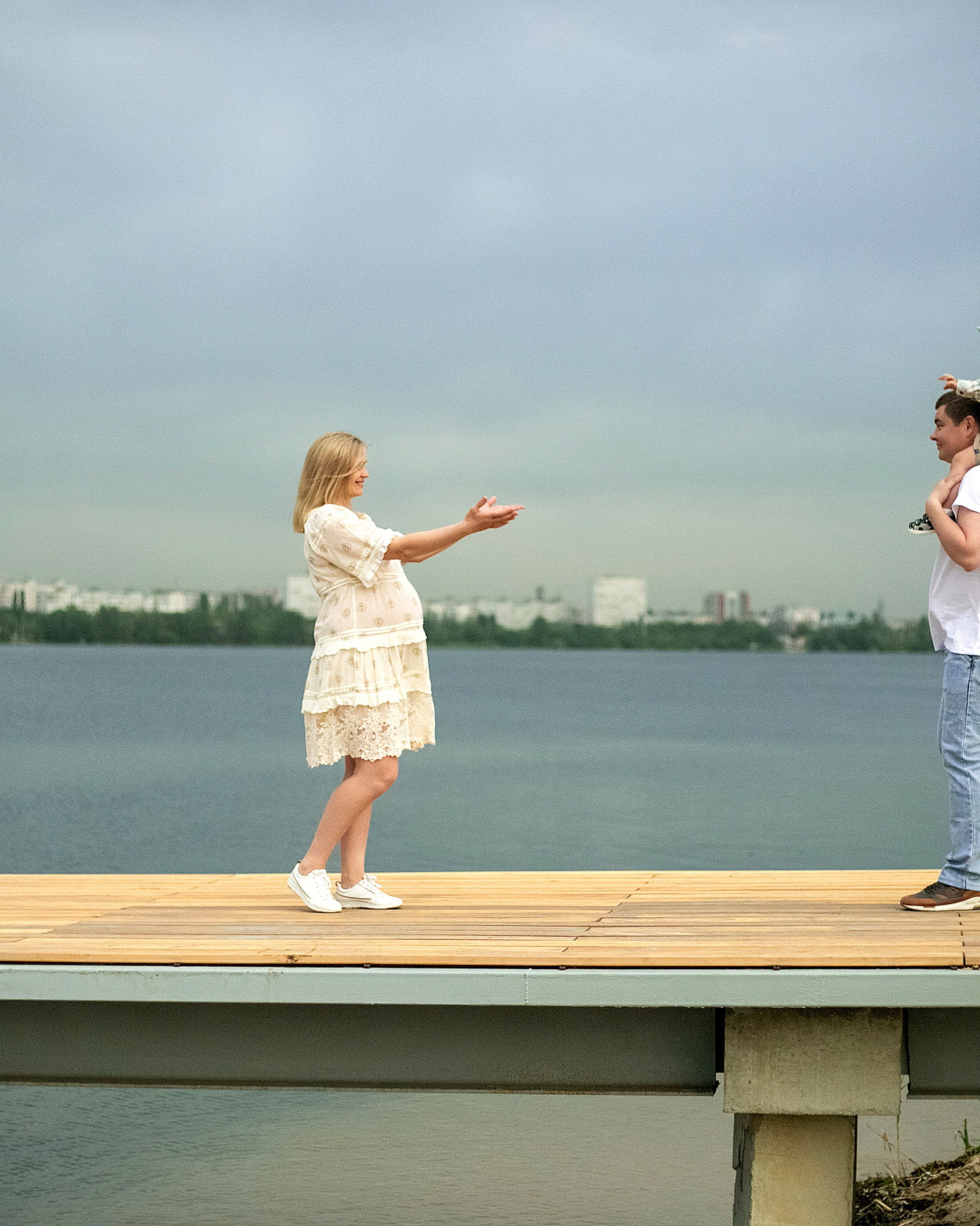 Прогулка по&nbsp;набережной