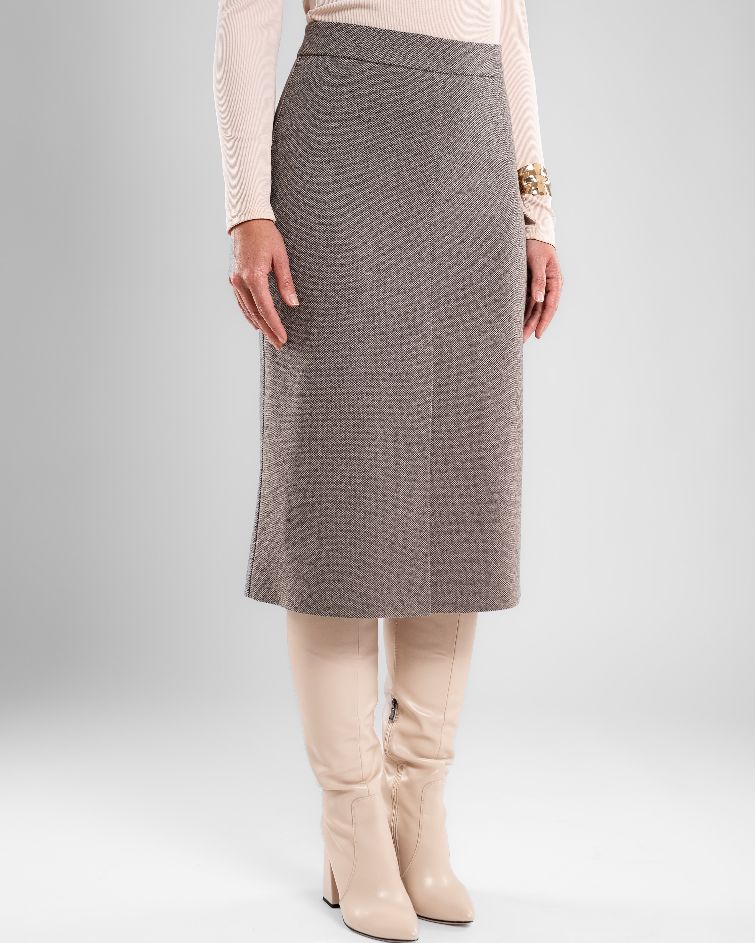 Юбки классика серый фон+интерьер