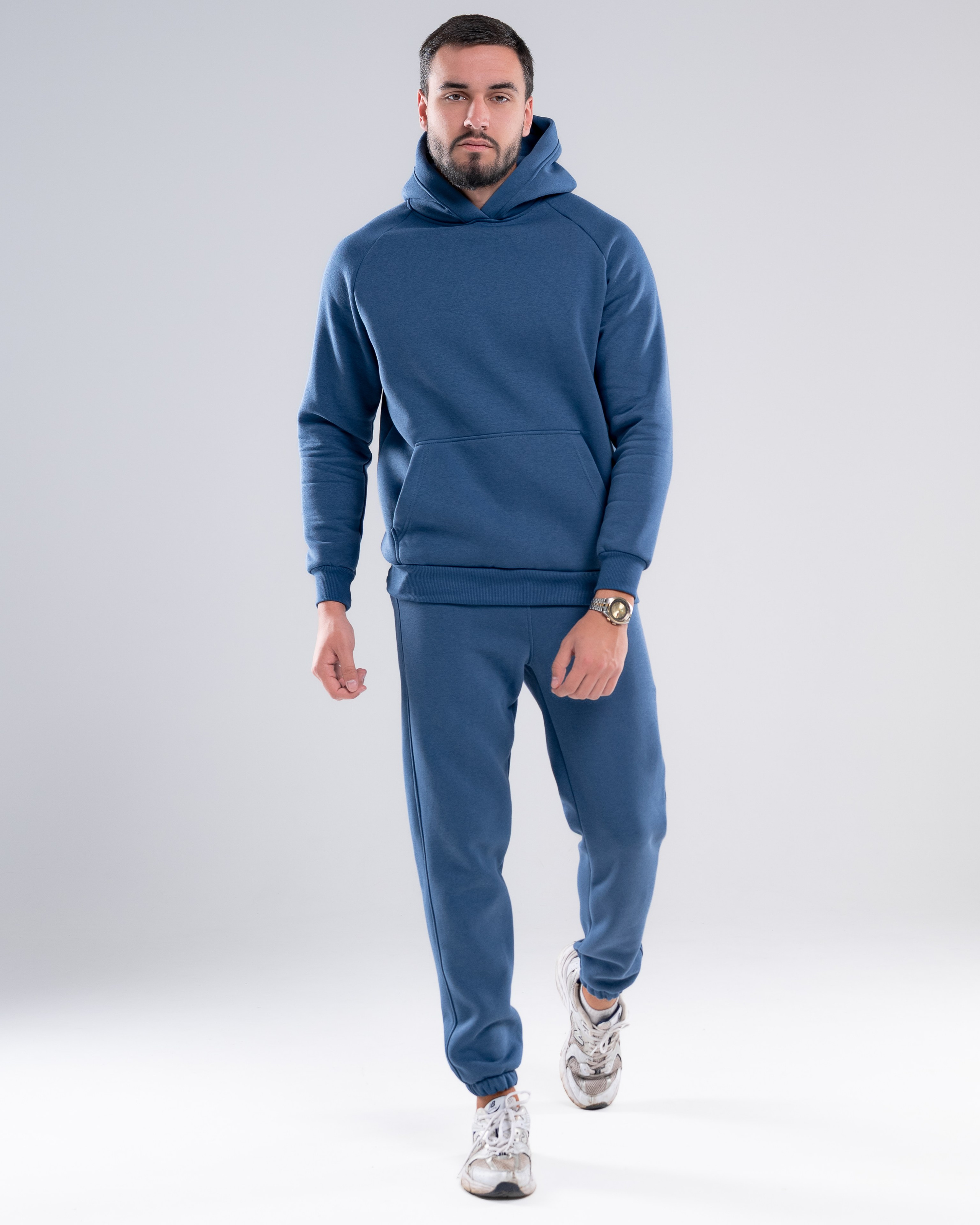 Мужские костюмы