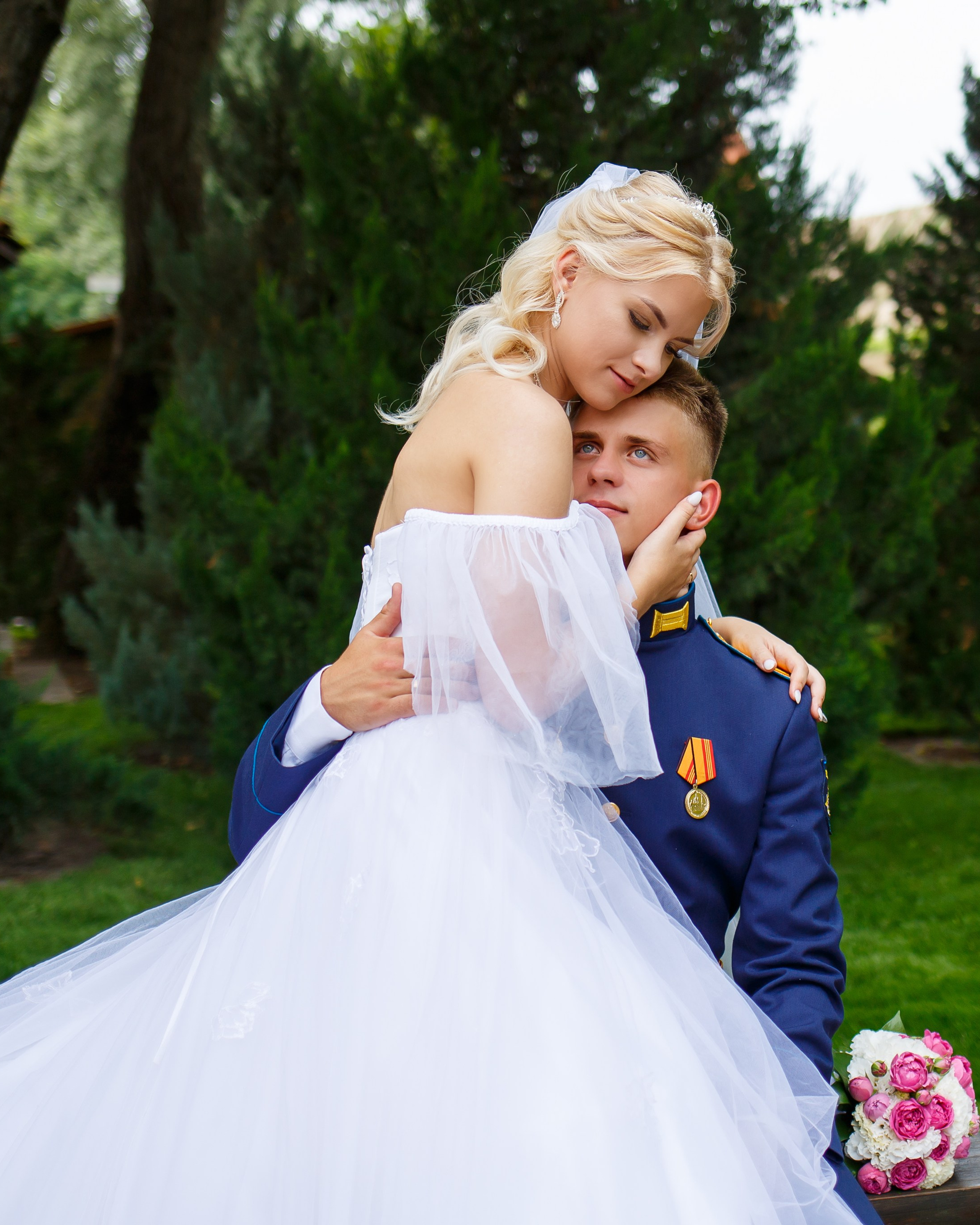 Леонид и Анастасия