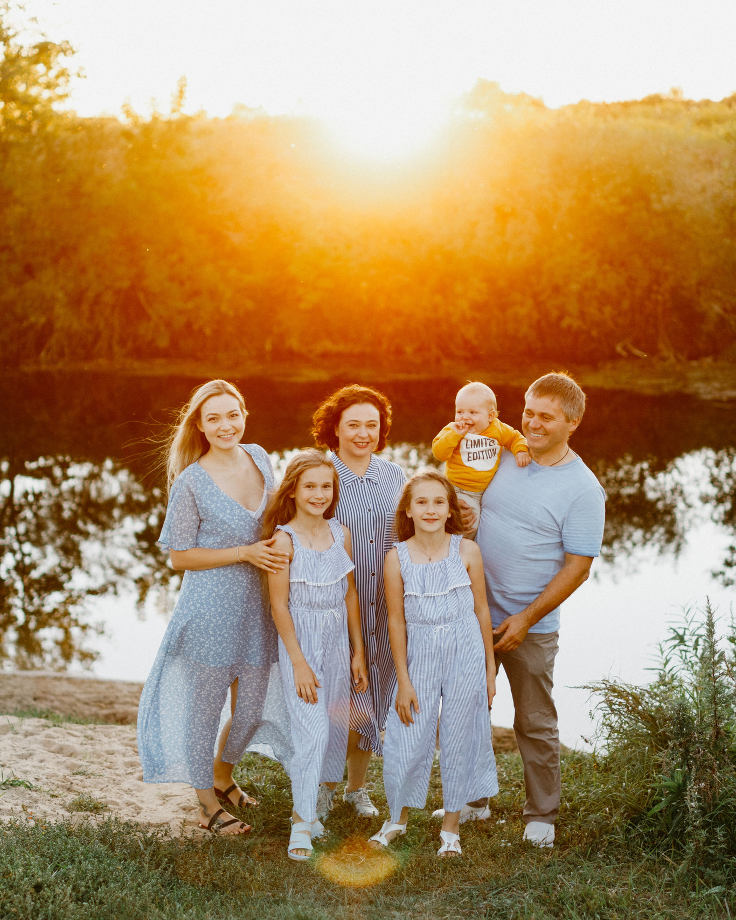 Большая дружная Семья