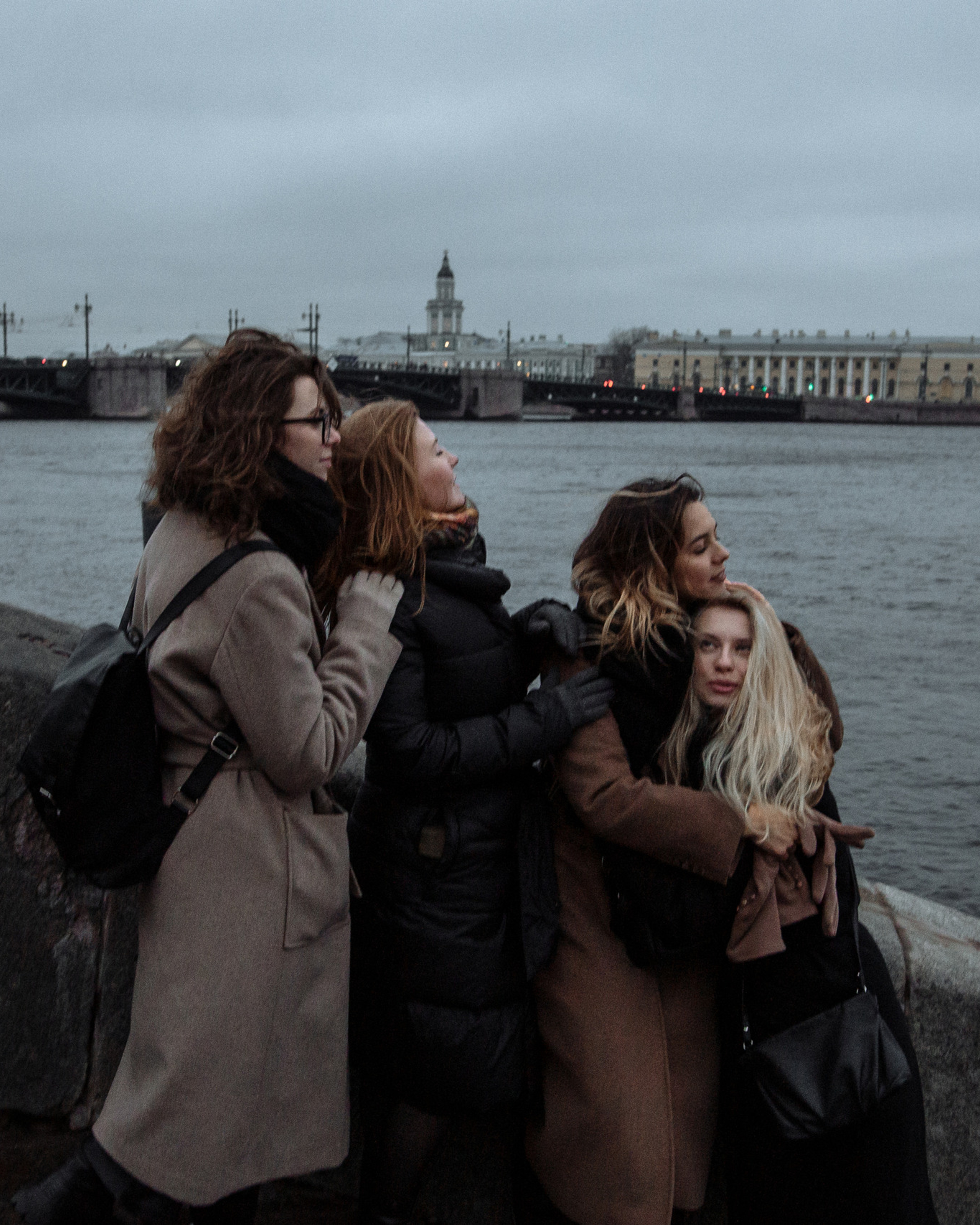 Такие девчонки