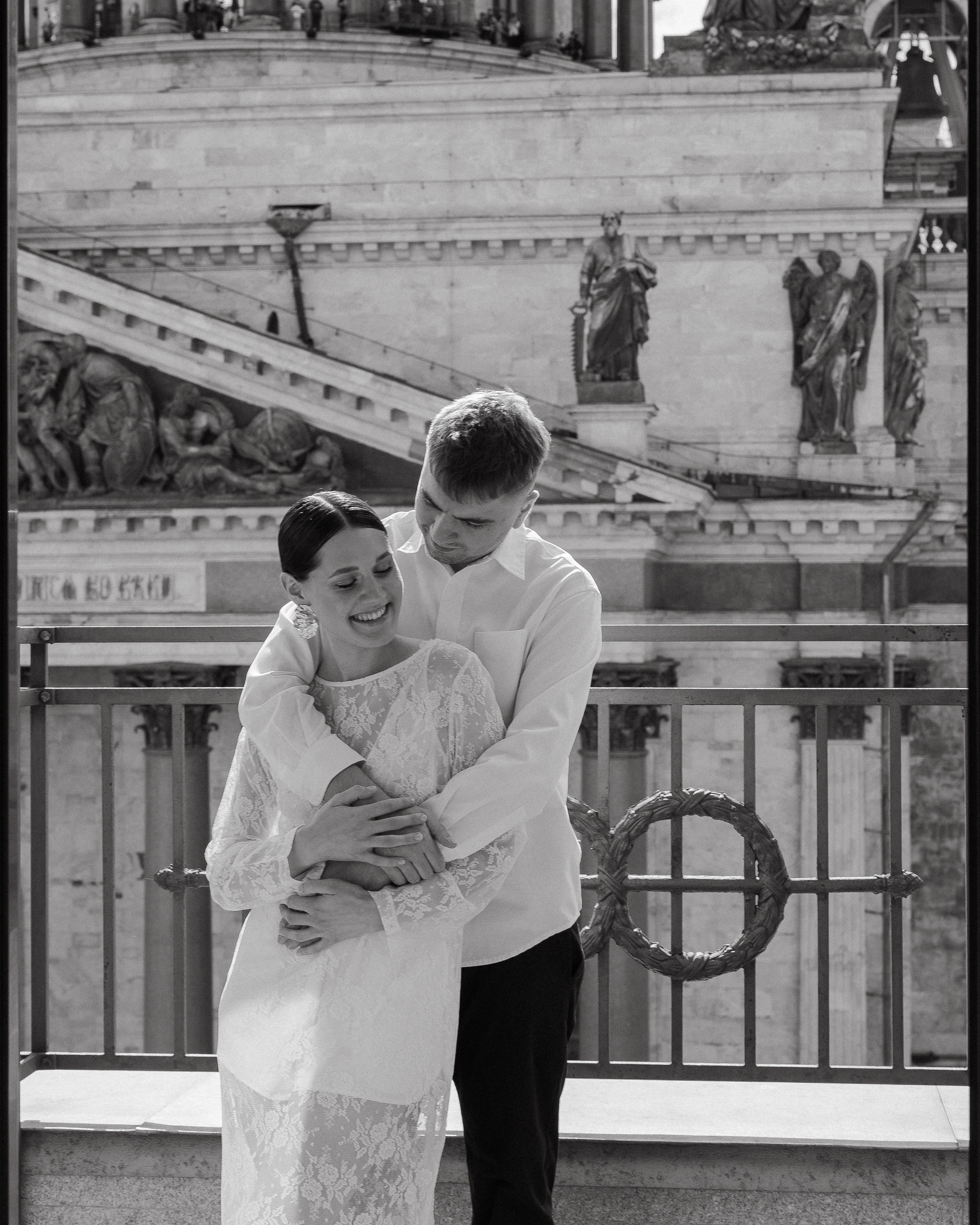 На ярком солнце