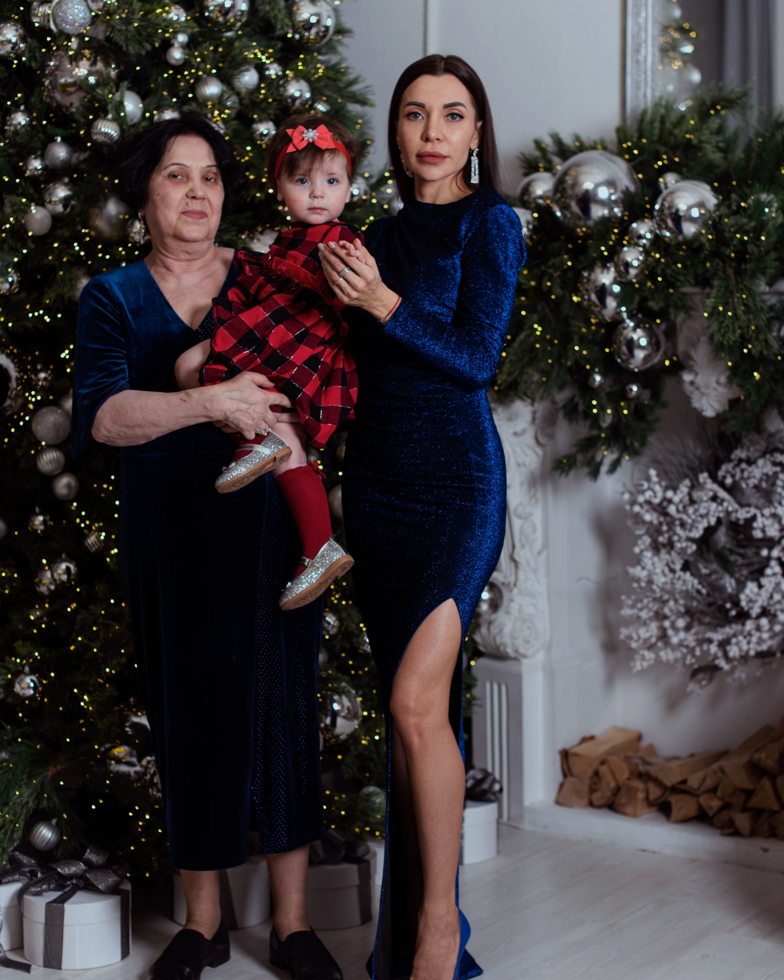 Юля с семьей