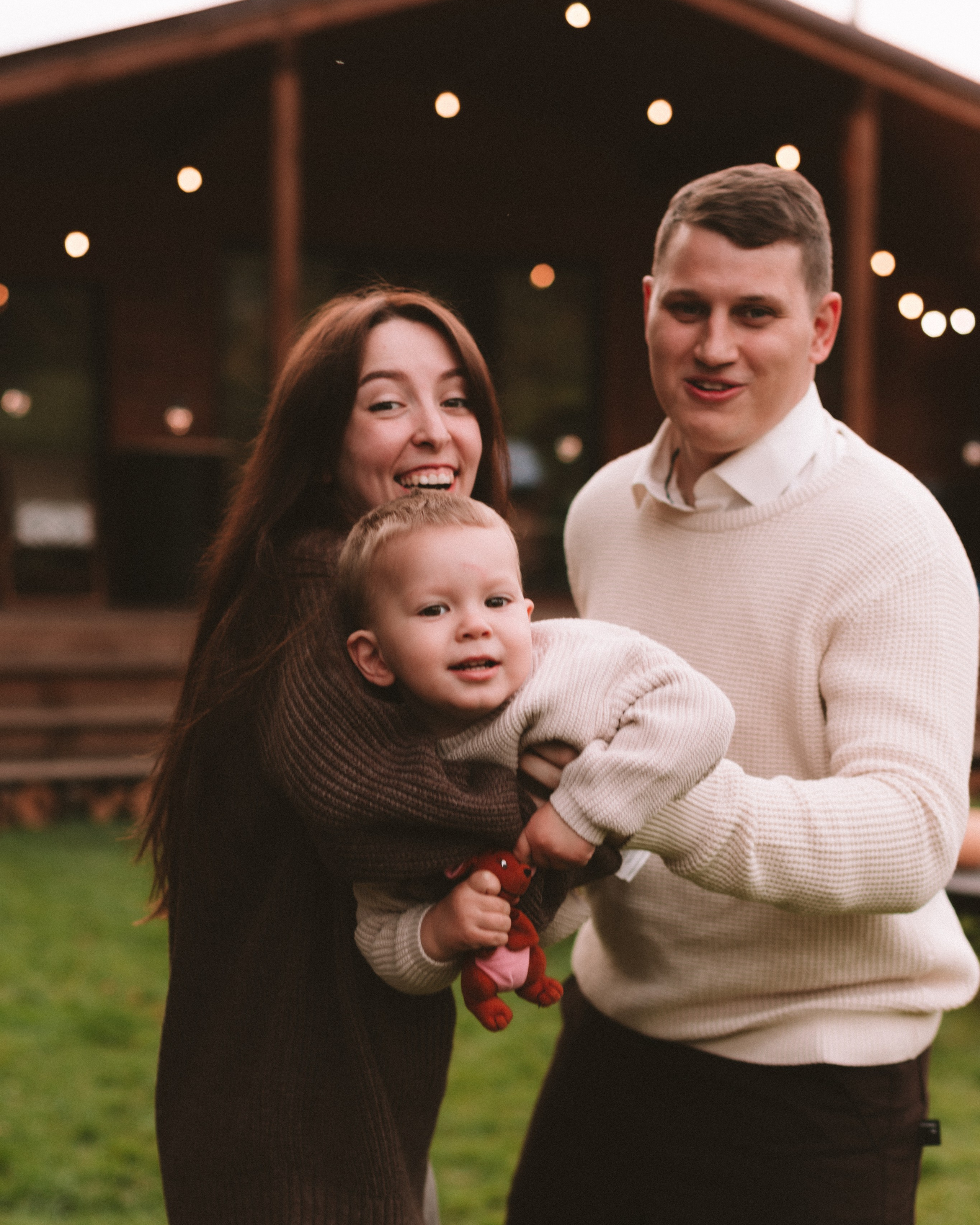 Константин, Анастасия, Вова