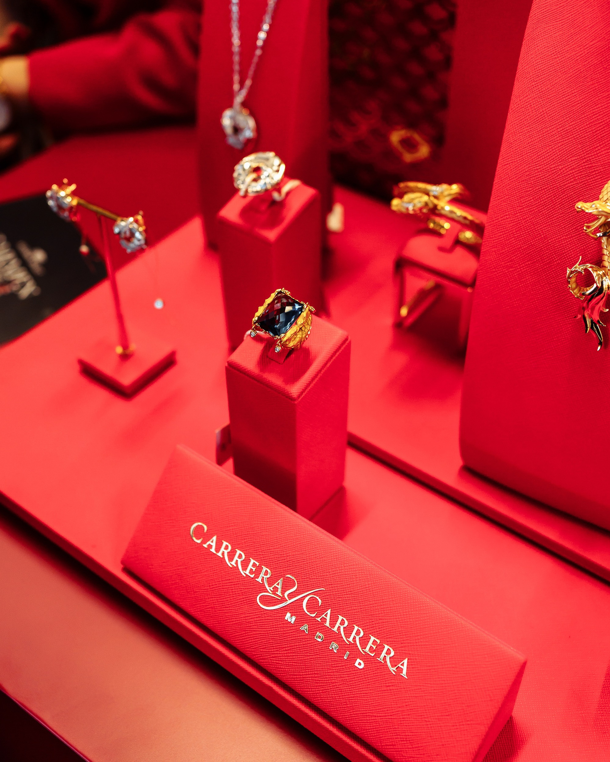 Презентация ювелирных изделий «Carrera y Carrera»