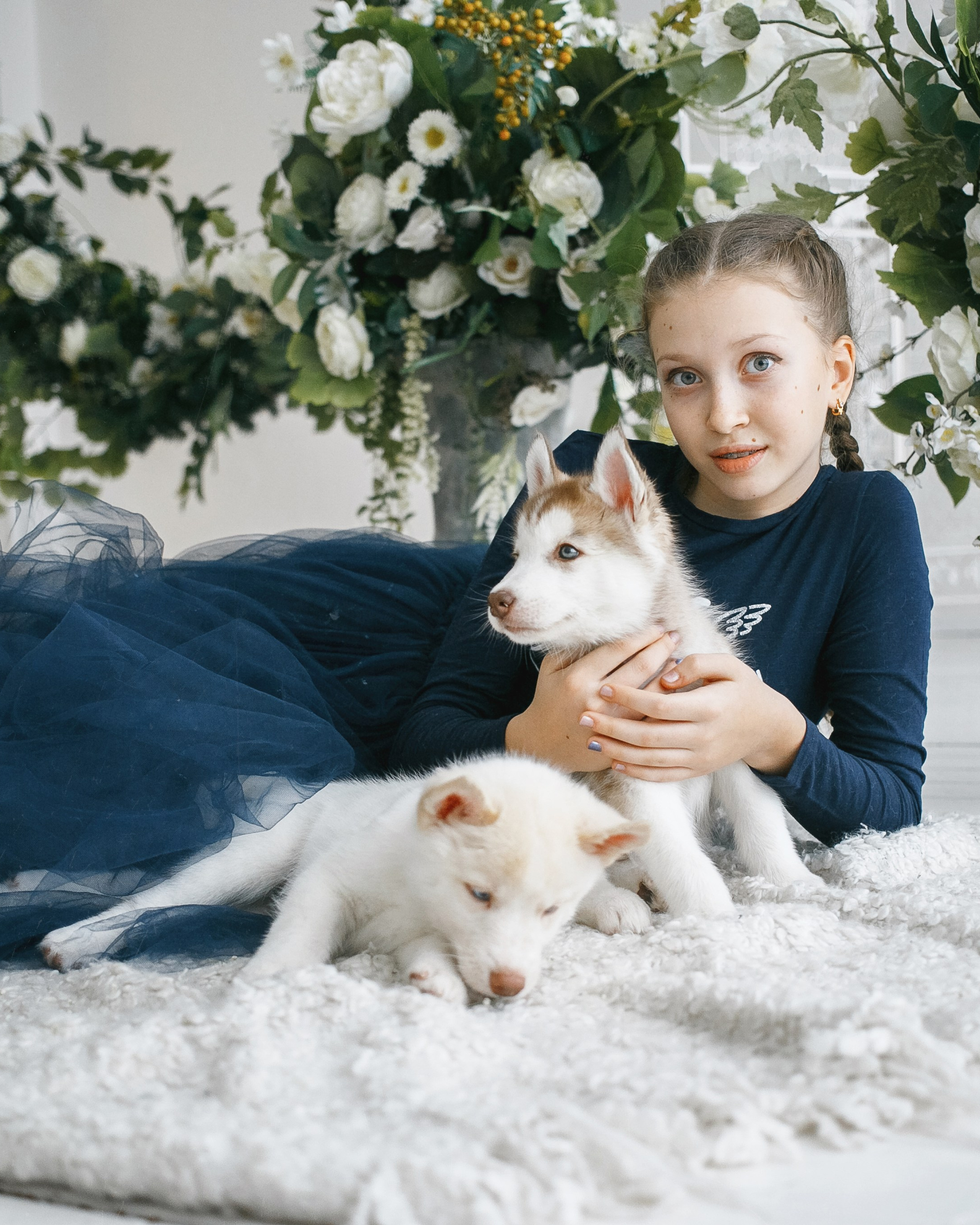 Весенняя фотосессия с щенками Хаски