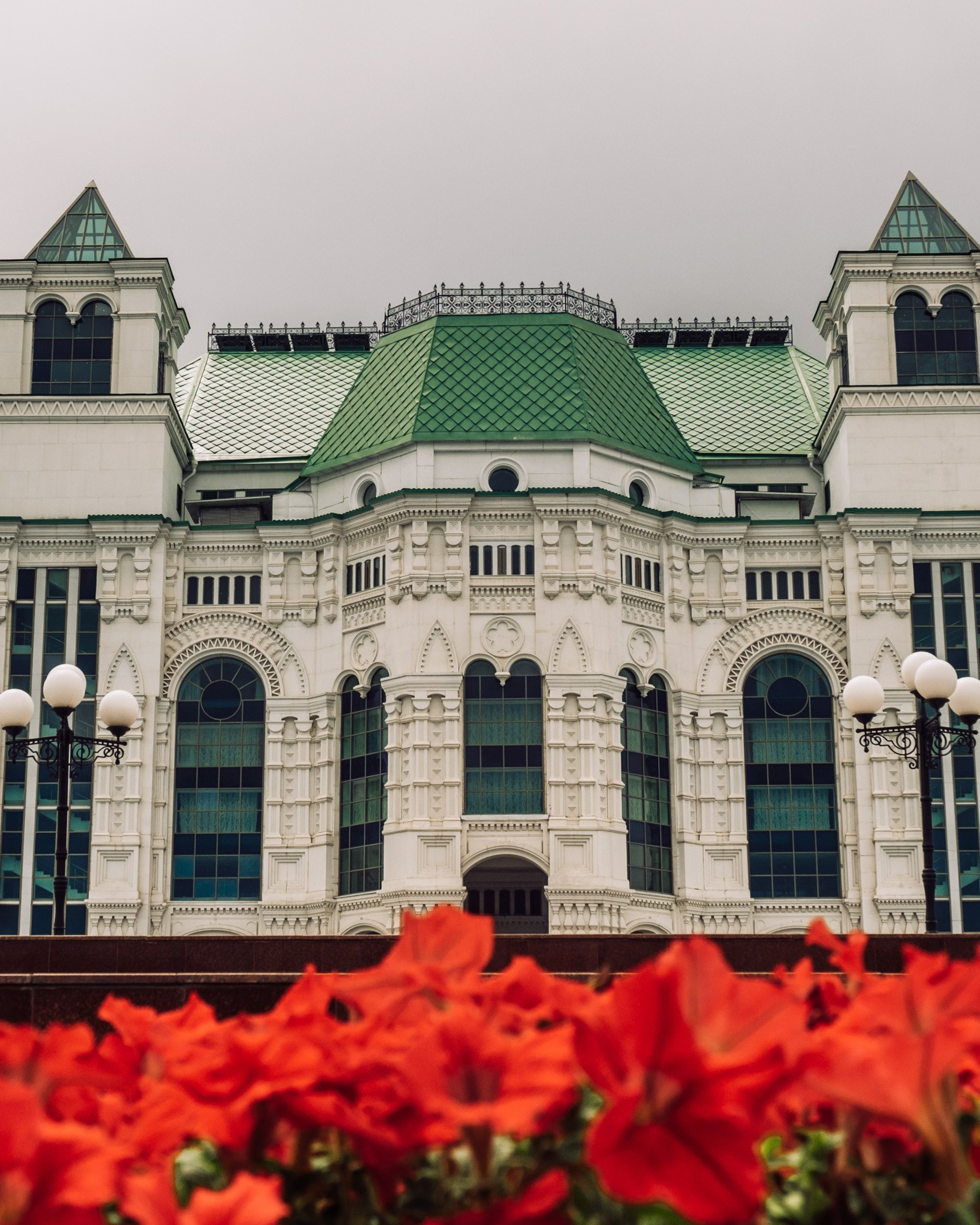 Театральный парк перед дождем