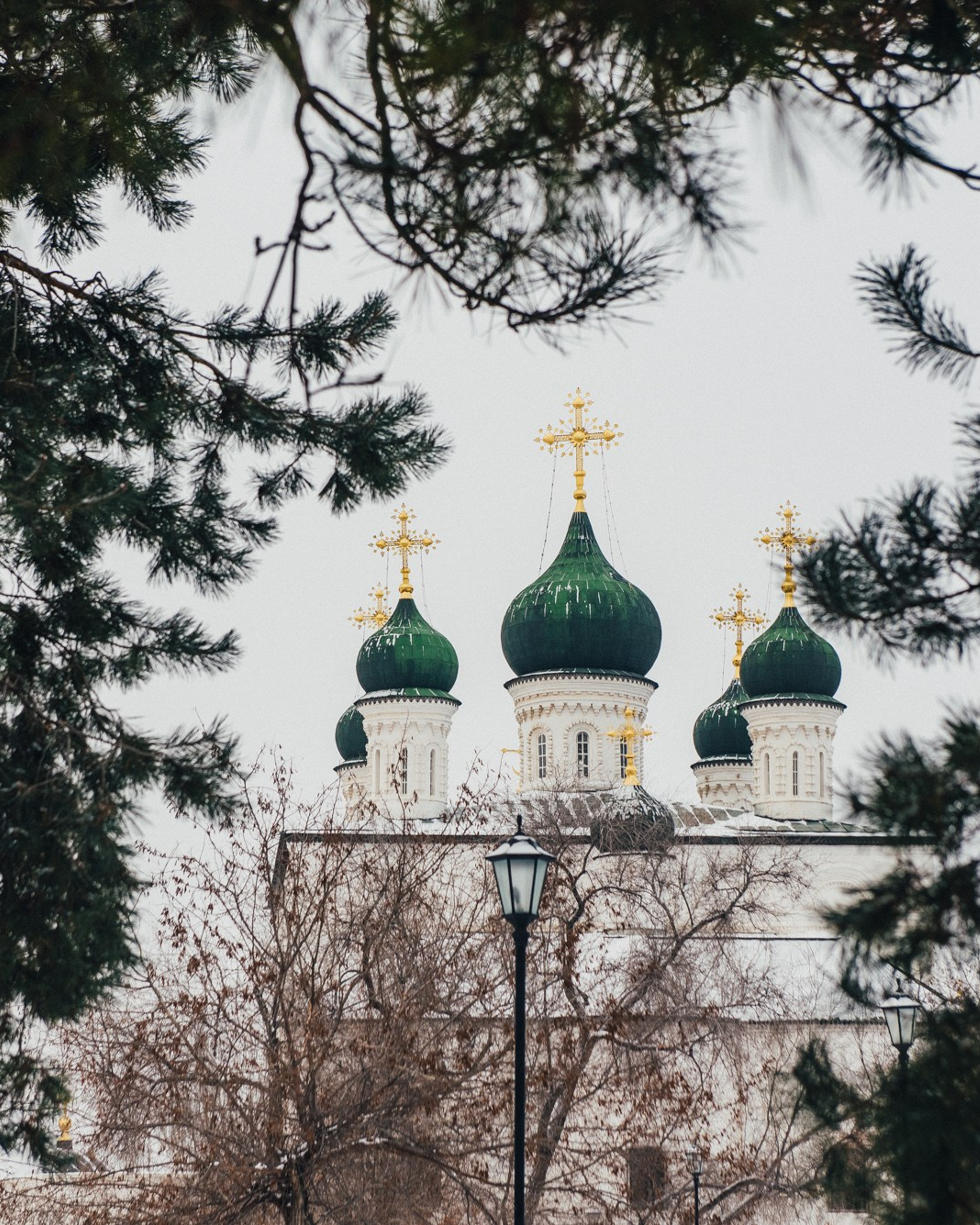 Кремль в снегу. Утро