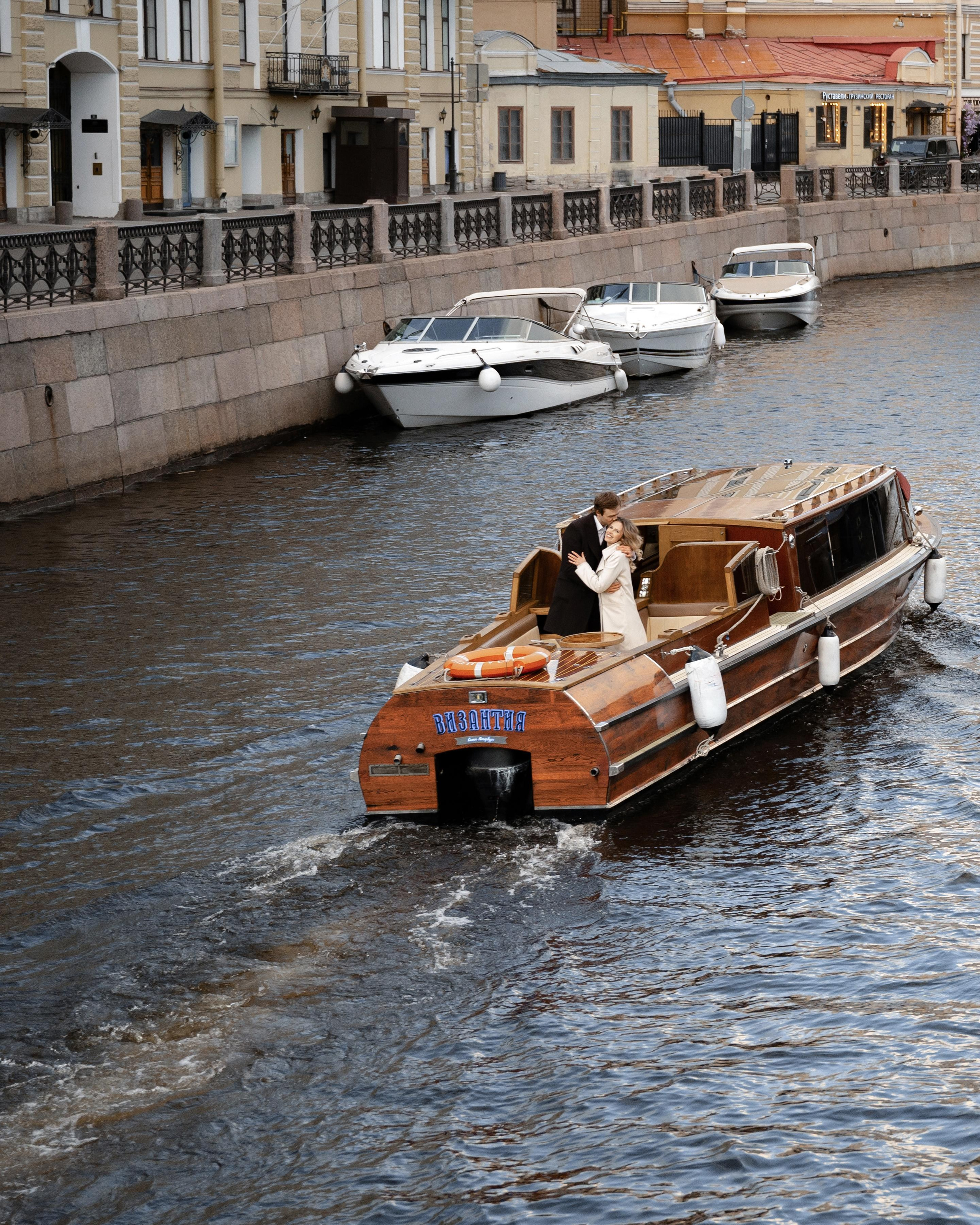 Пока не развели мосты