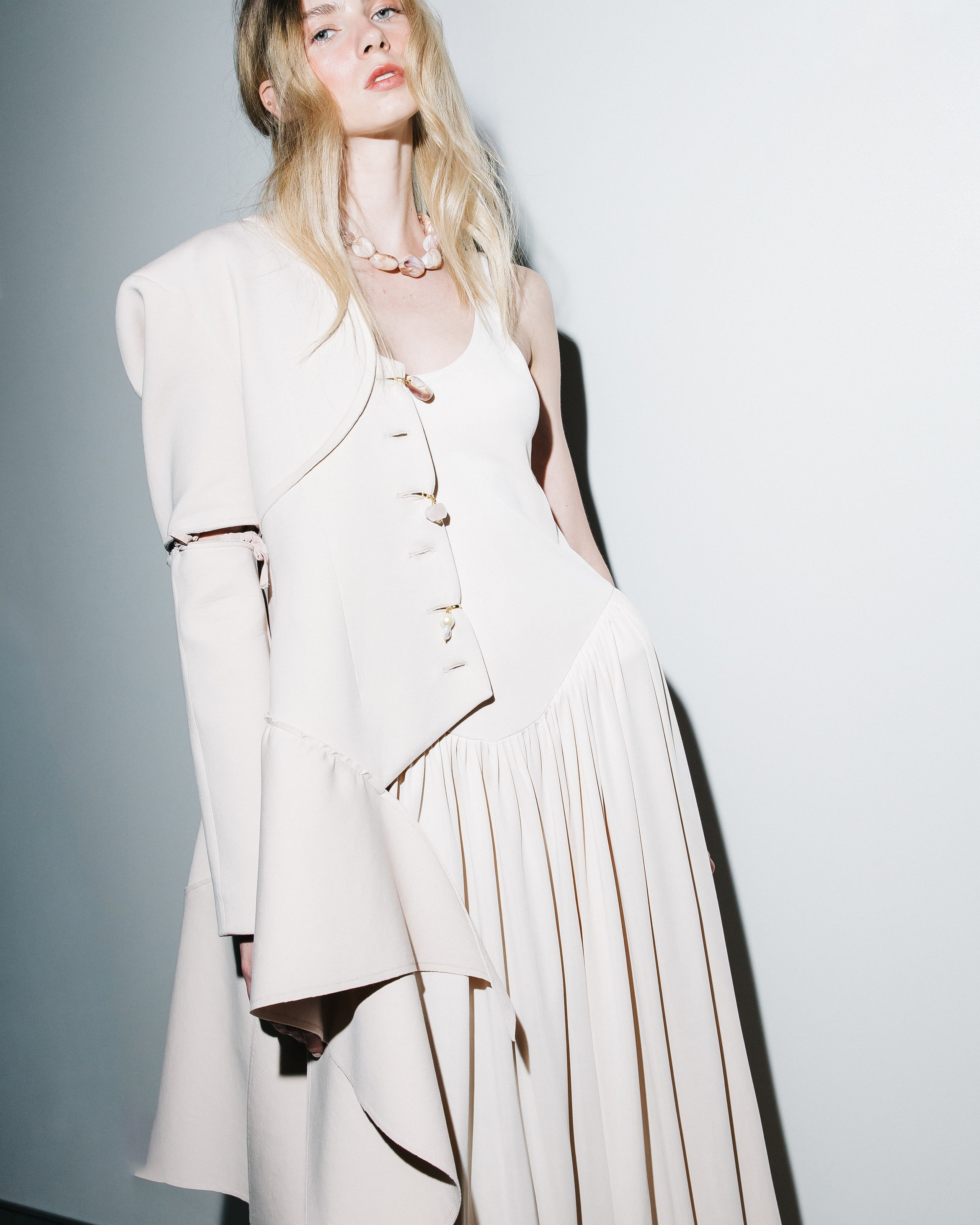 Бэкстейдж бренда SOL на неделе моды