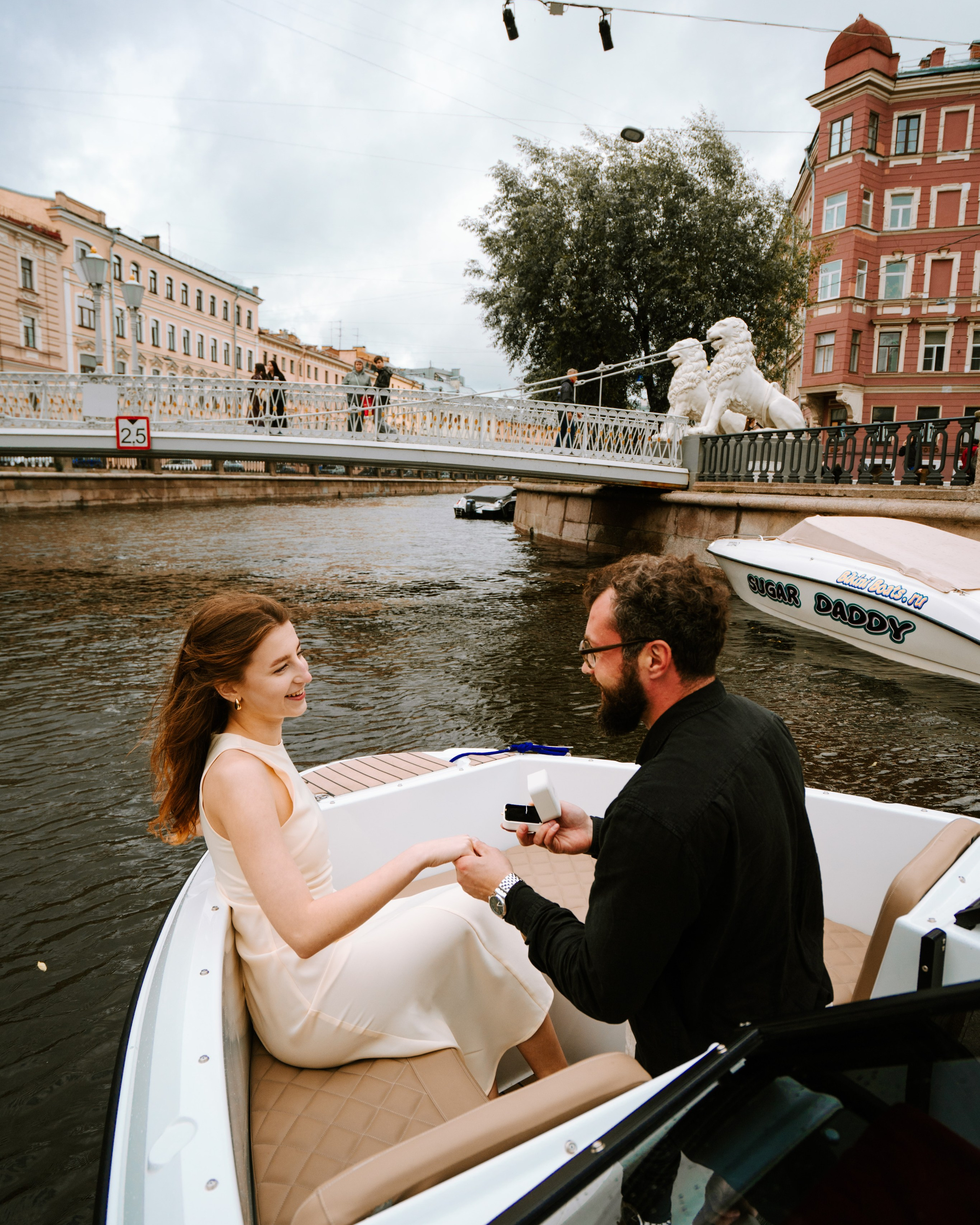 Предложение на корабле