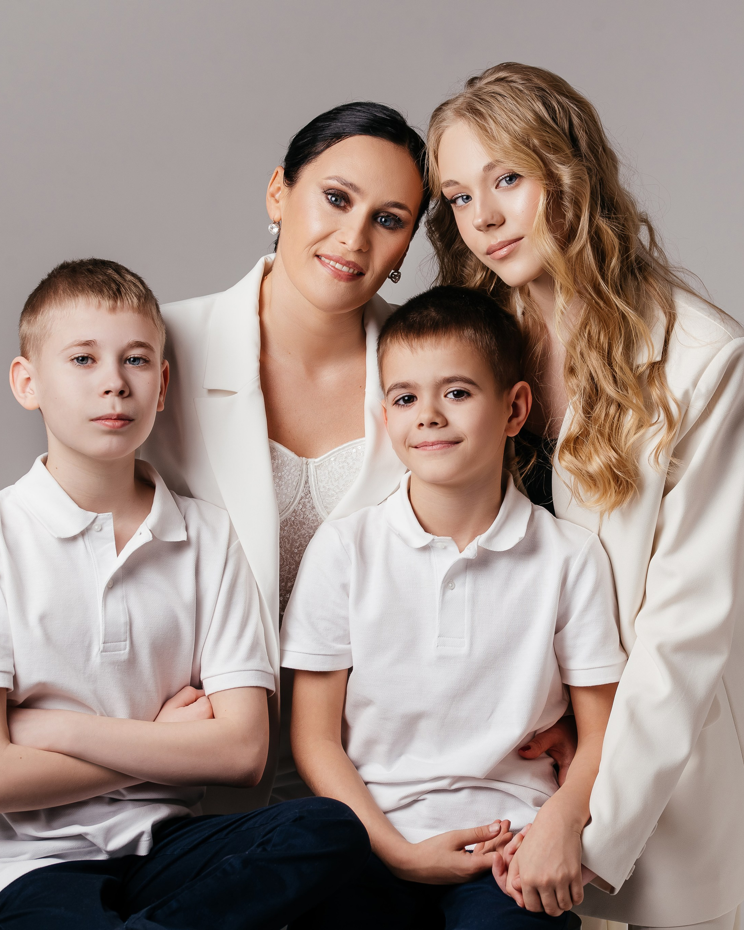 Олеся с детьми