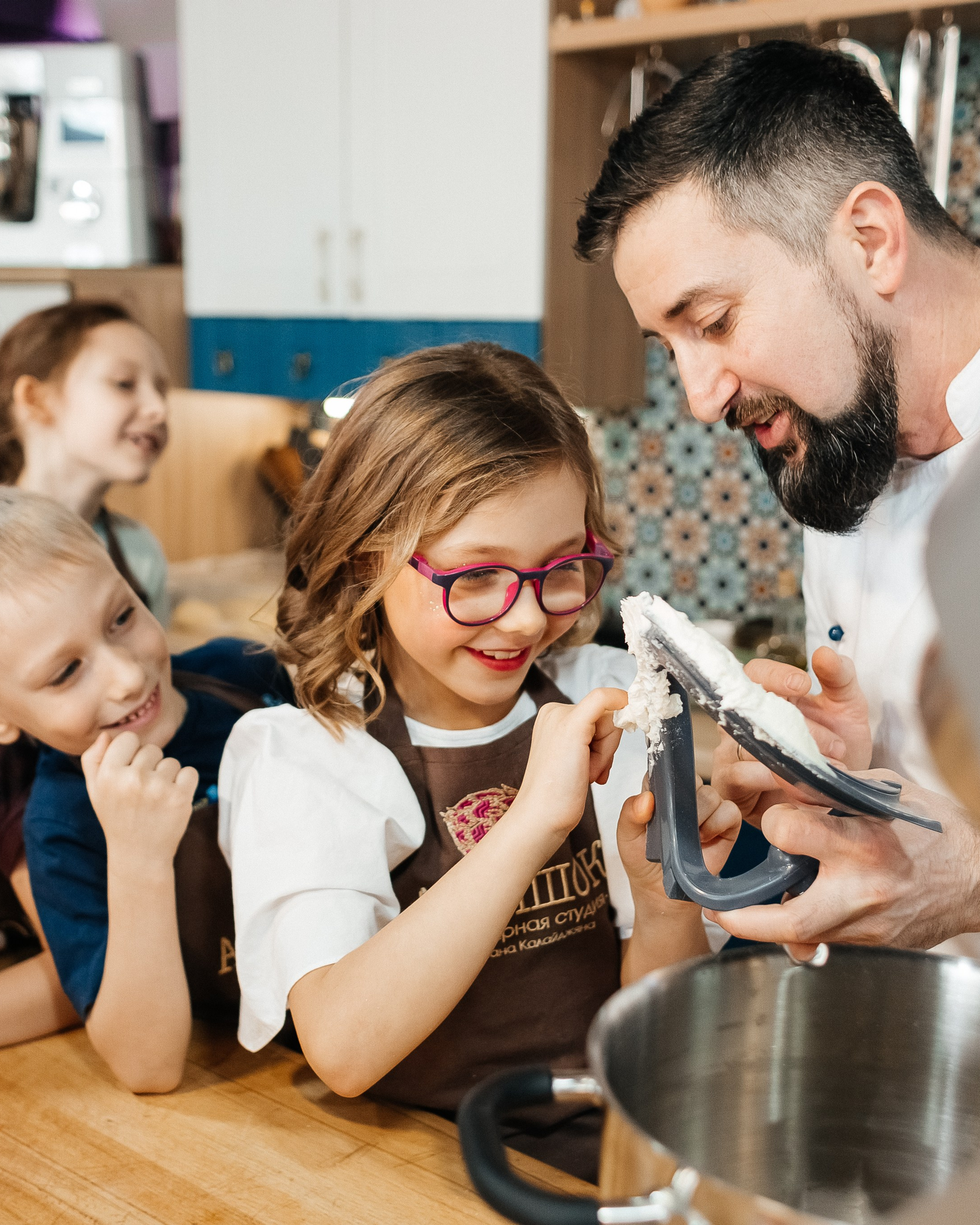 Детский мастер-класс в «АРТиШОК»