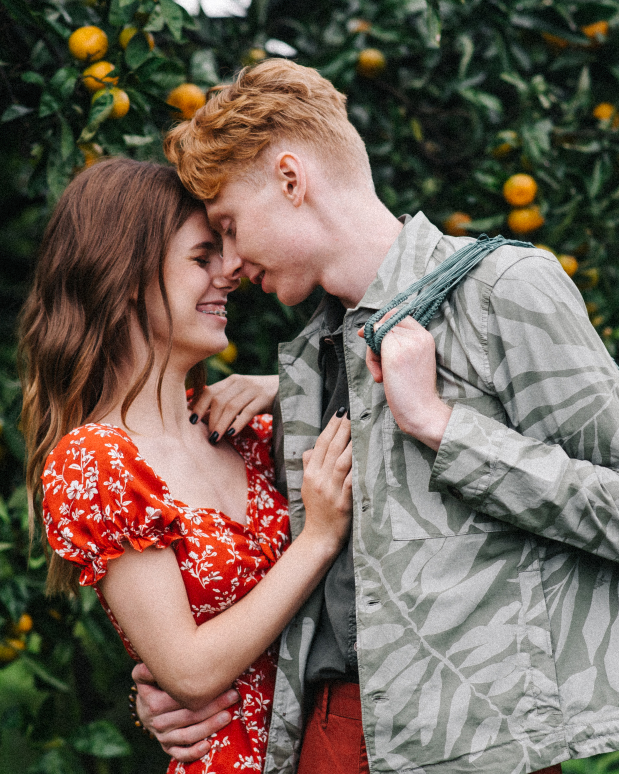 Фотосессия Love story в мандариновом саду. Софья и Арсений