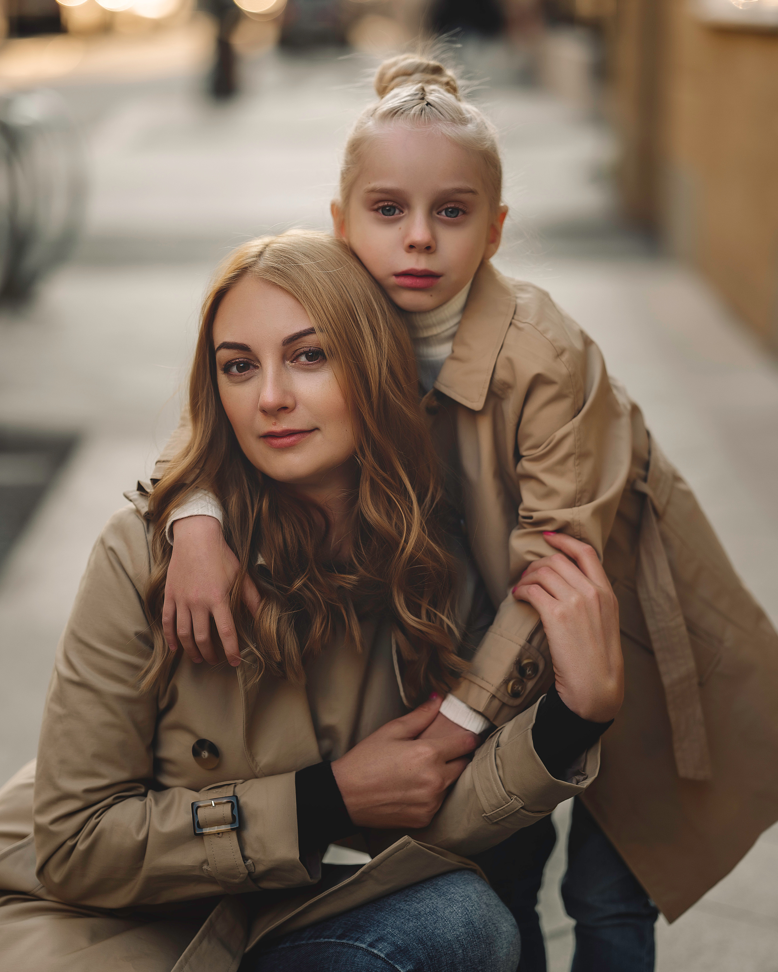 Алёна и Вика