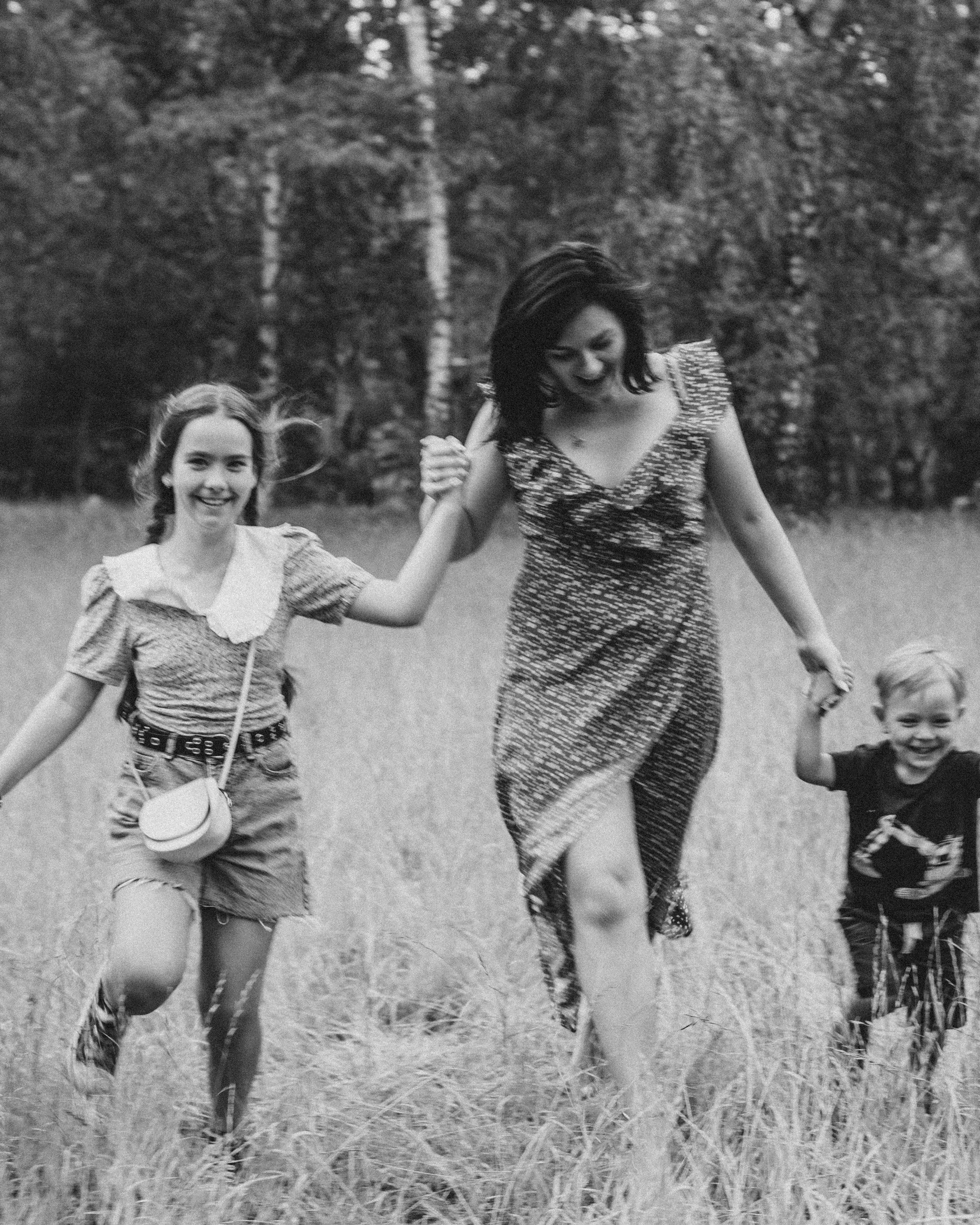 Анна с семьей