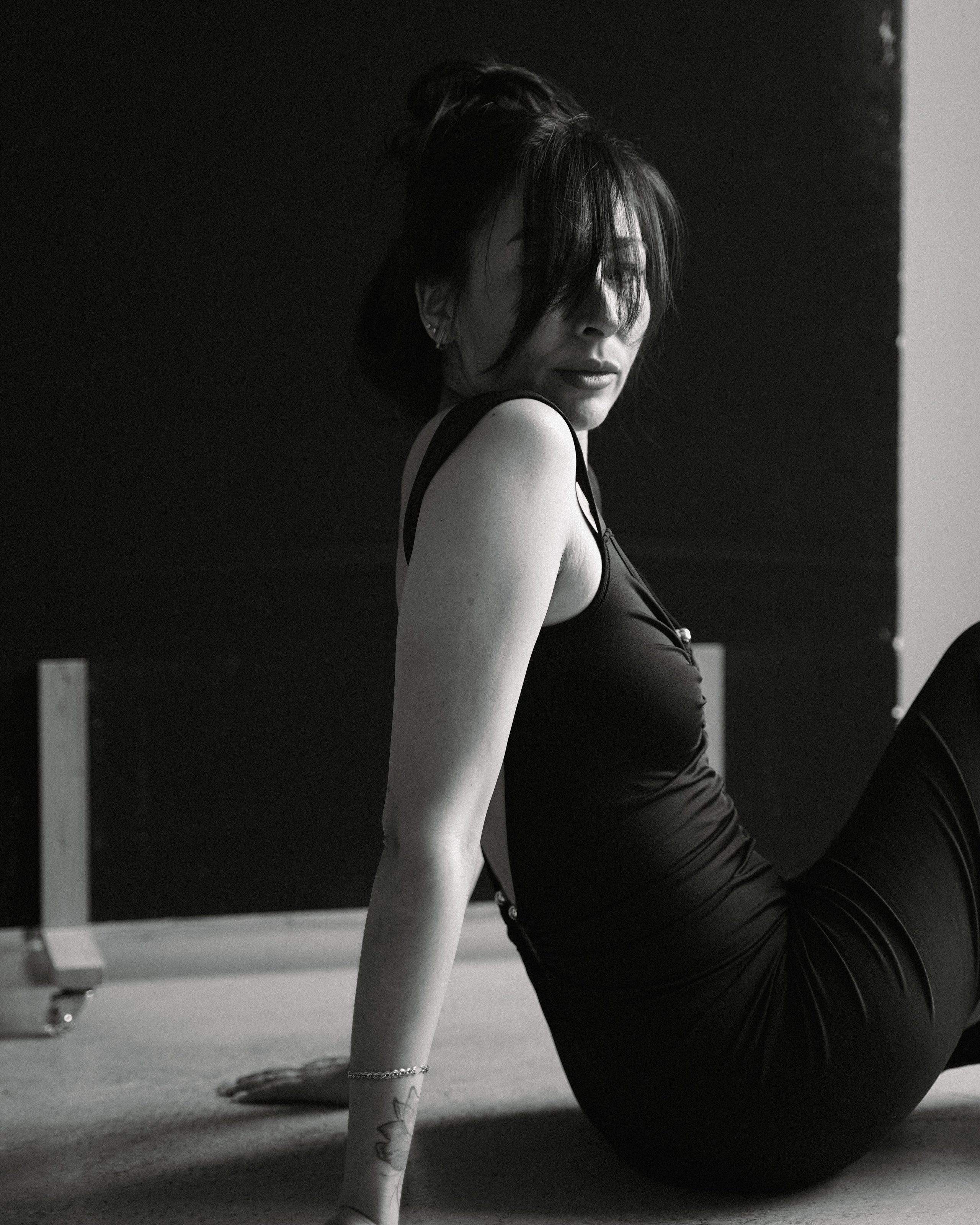 Аделя — женский портрет!