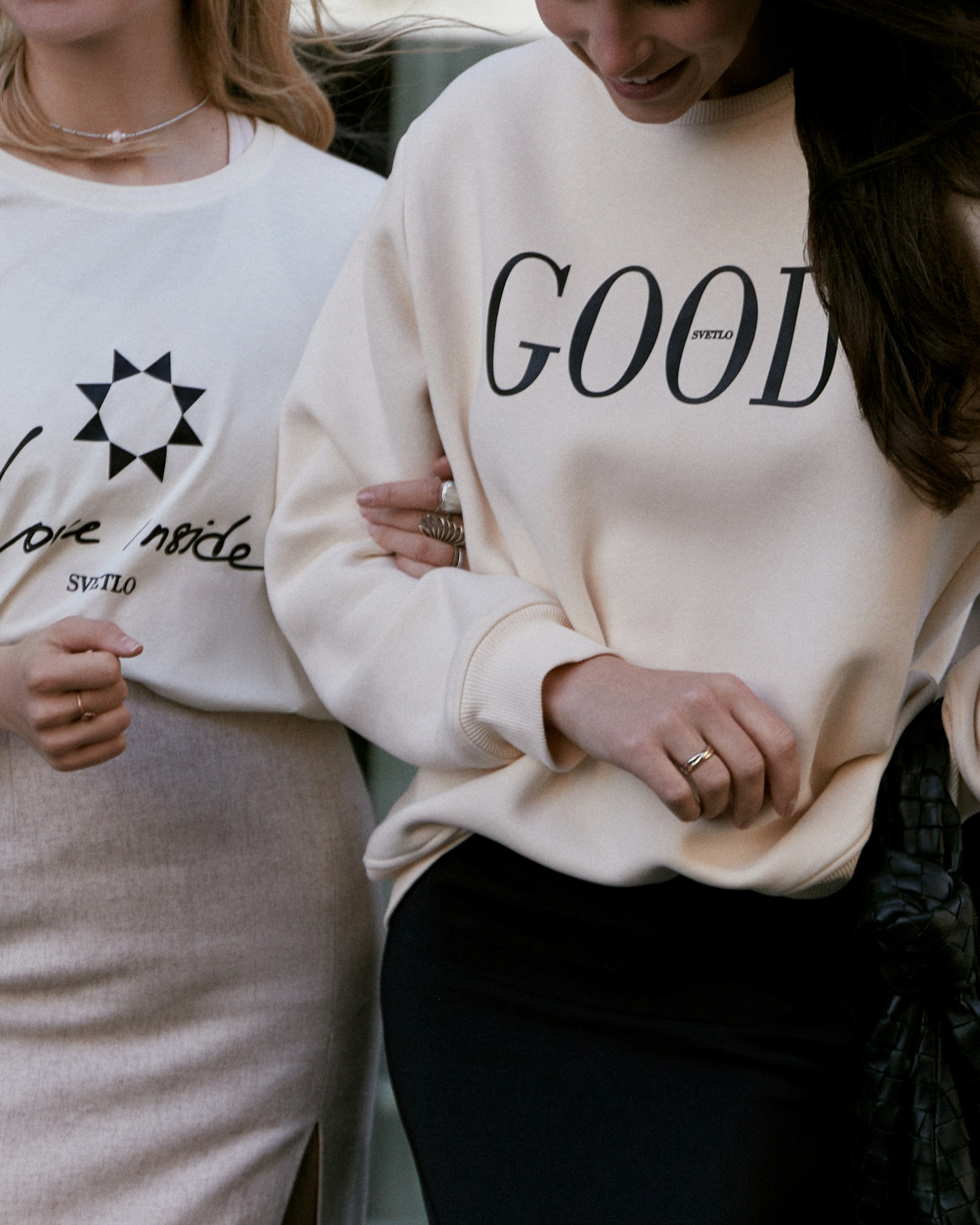 Худи SVETLO