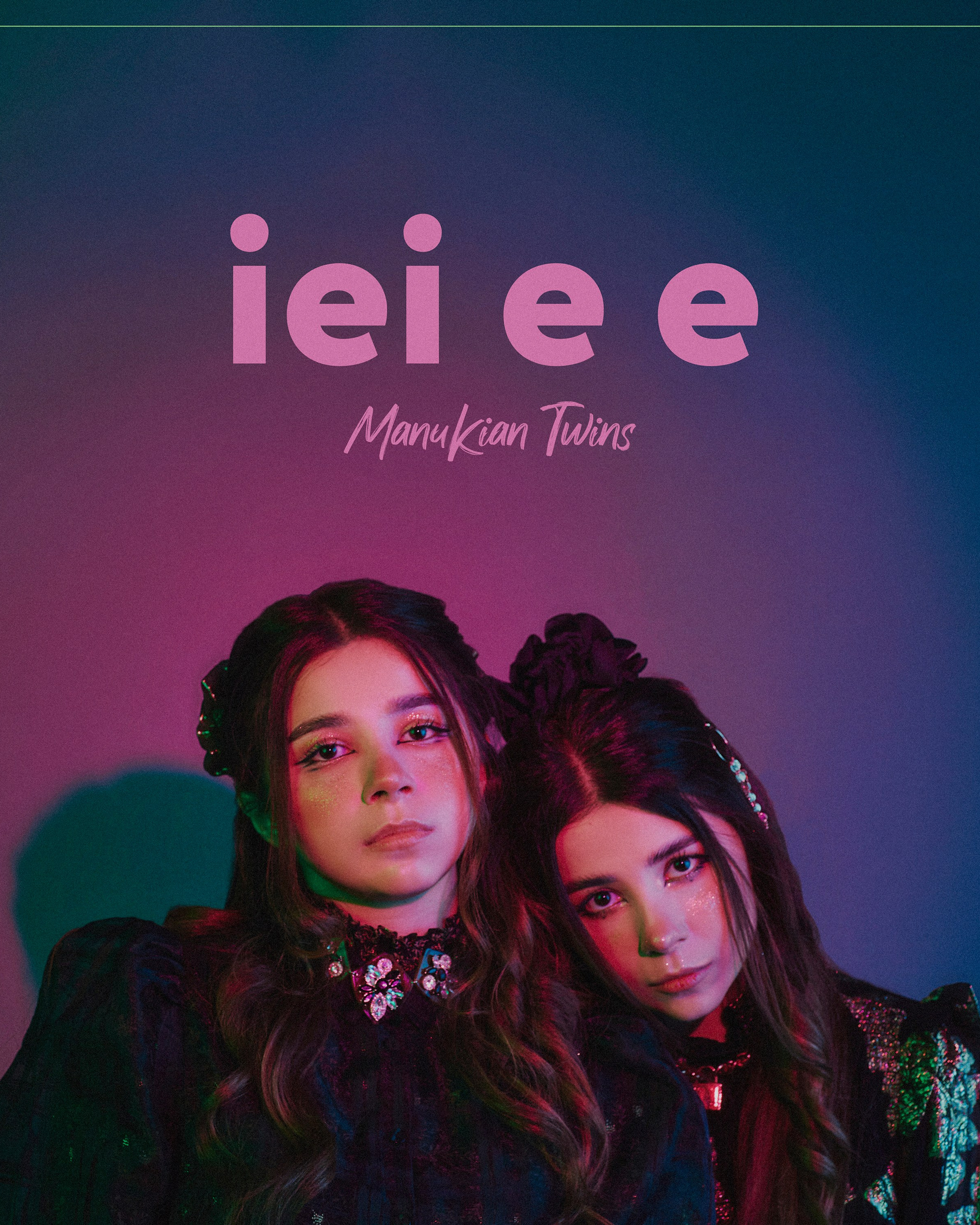 ManukianTwins ((musicians and bloggers)