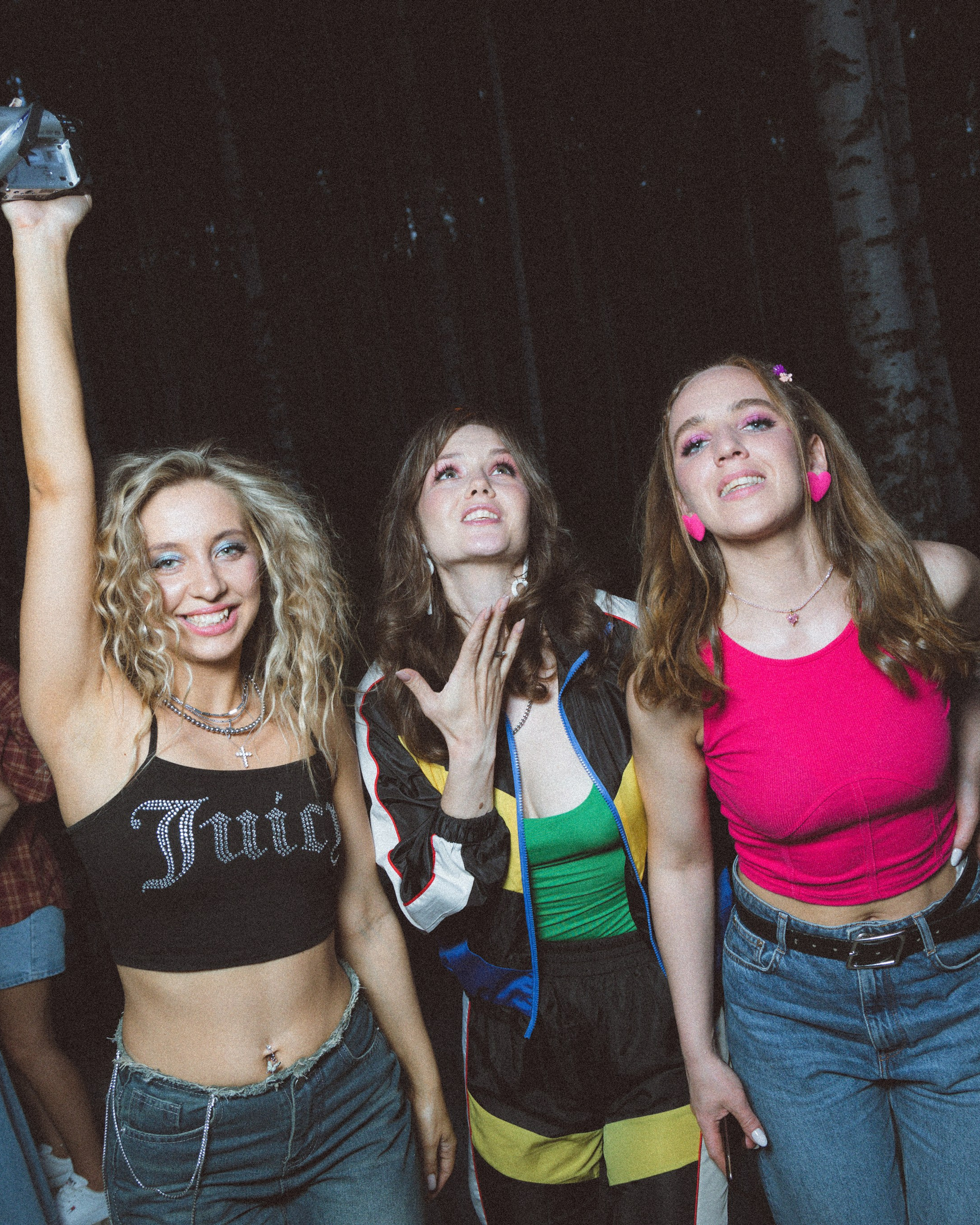 EVENT (vibe — вечеринка в стиле 90-х)