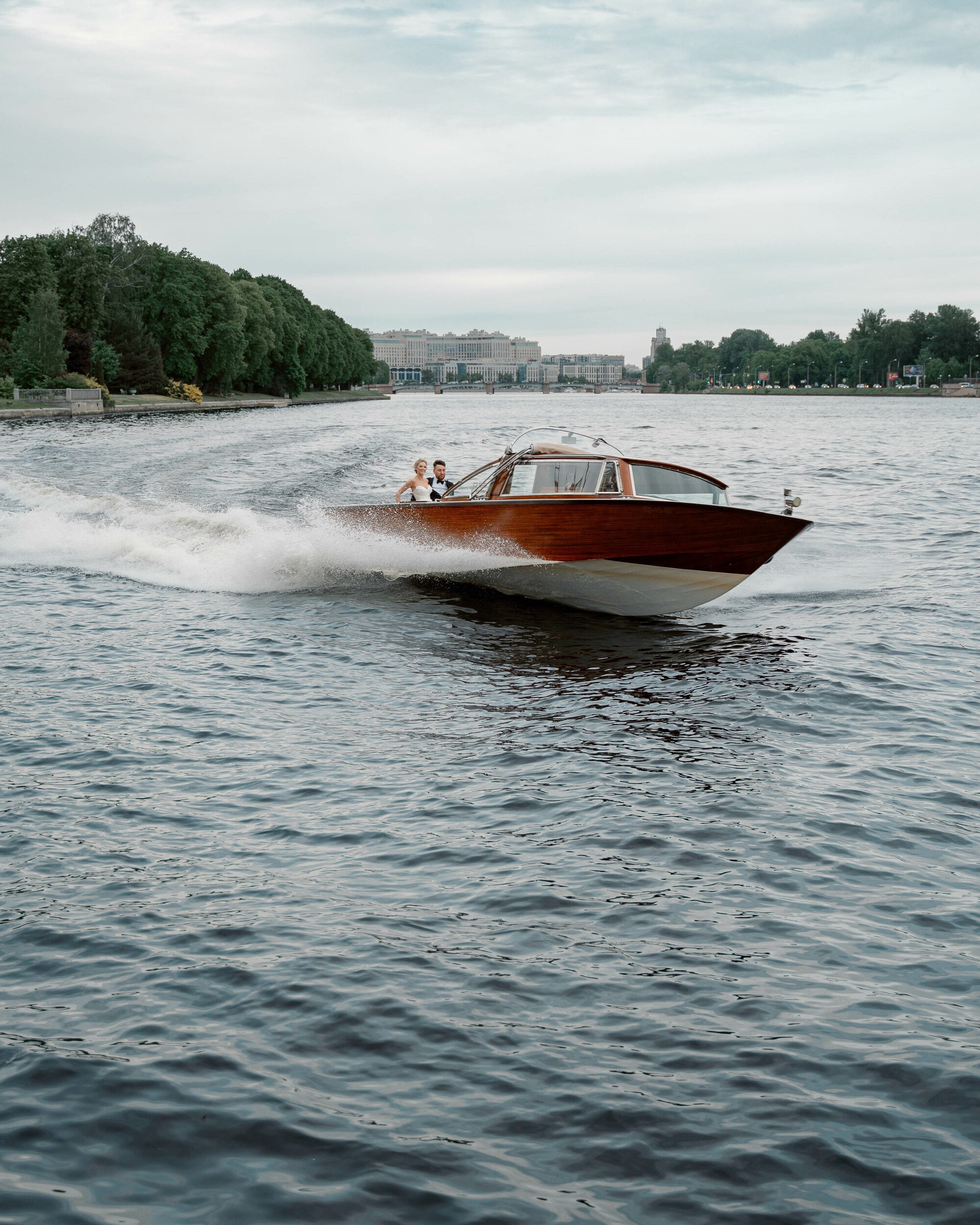 Свадьба для двоих в отеле Wawelberg и на катере