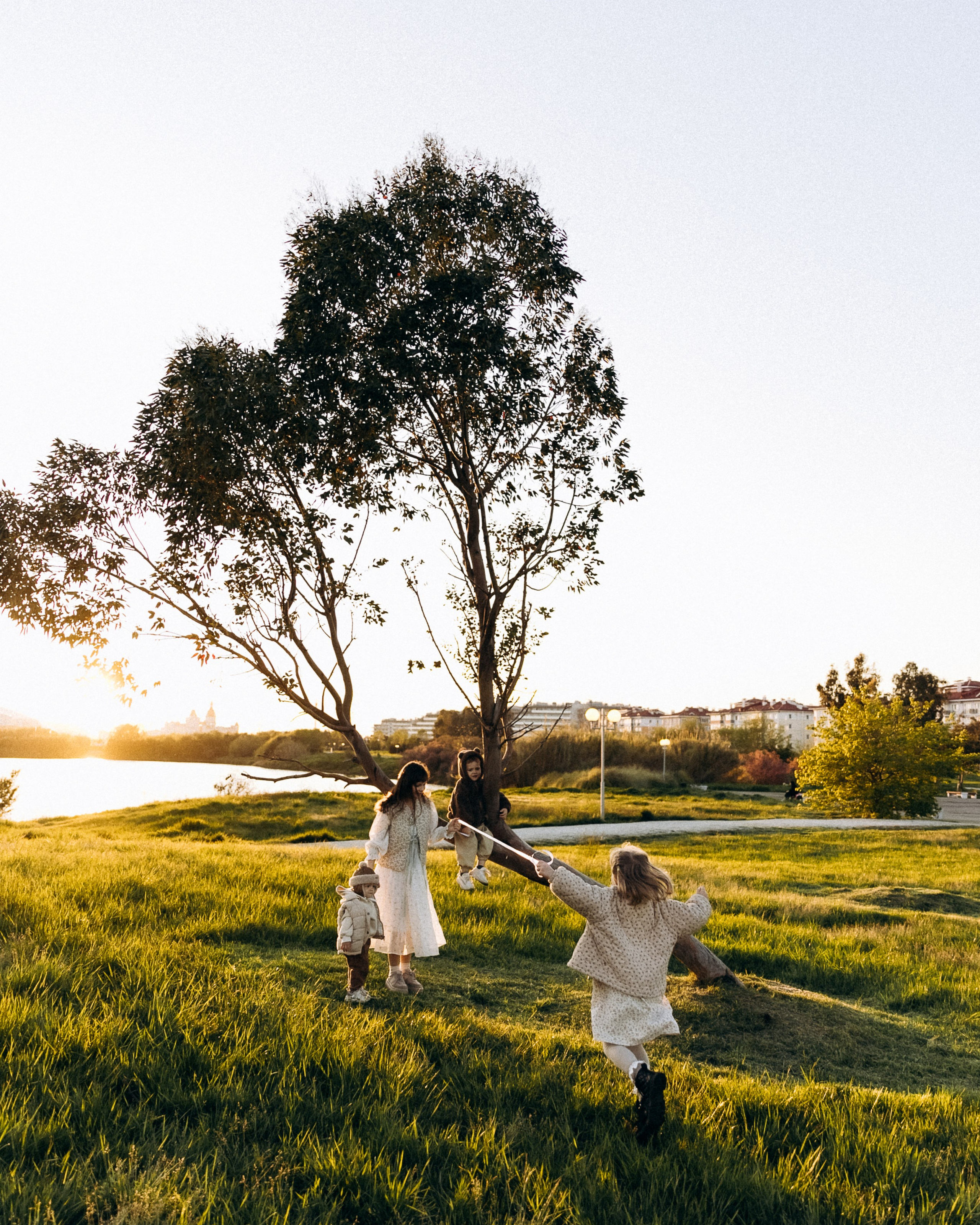 Одним тёплым весенним днём