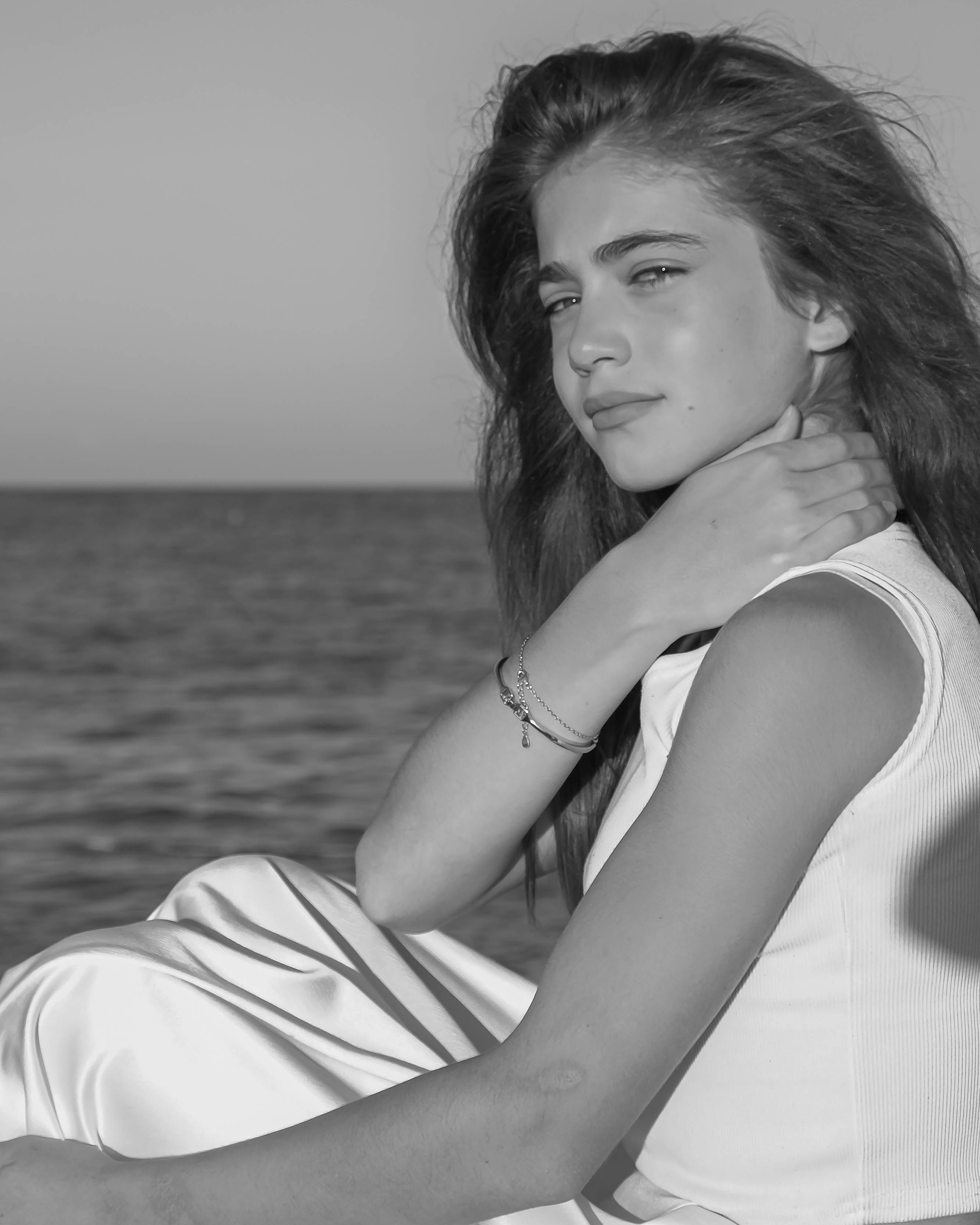 Она как ангел