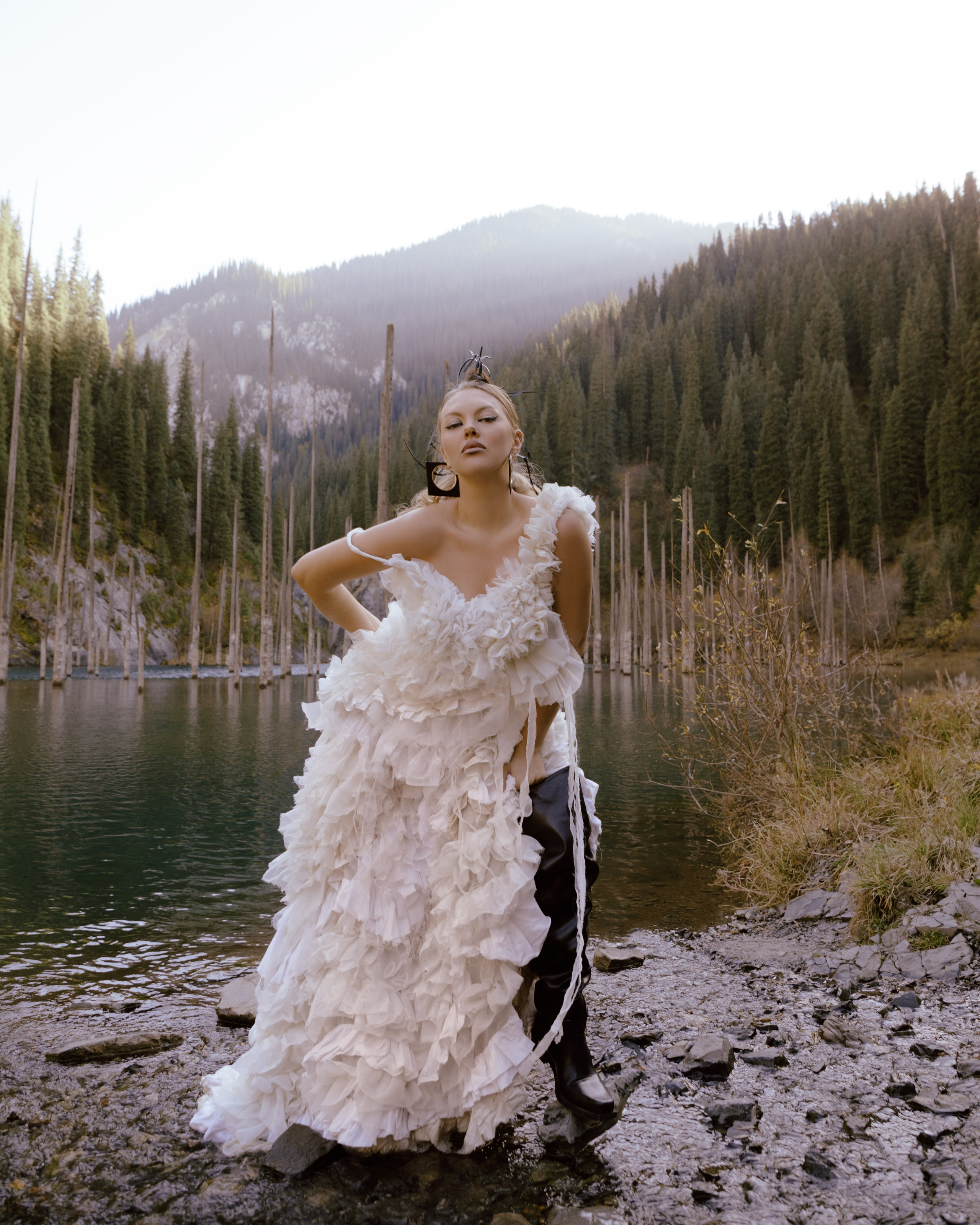 Озеро/ Софа