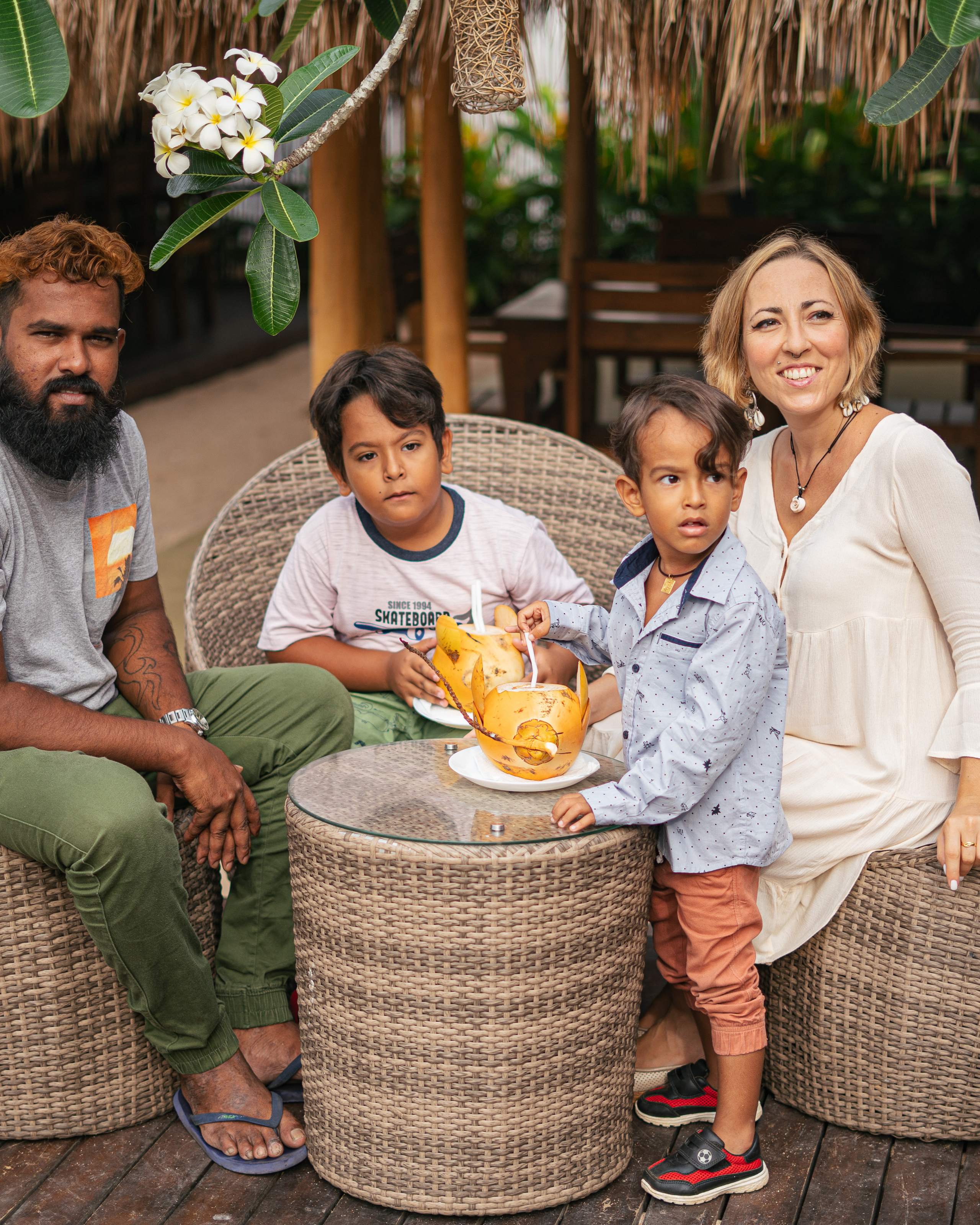 Vika Planetter & Family