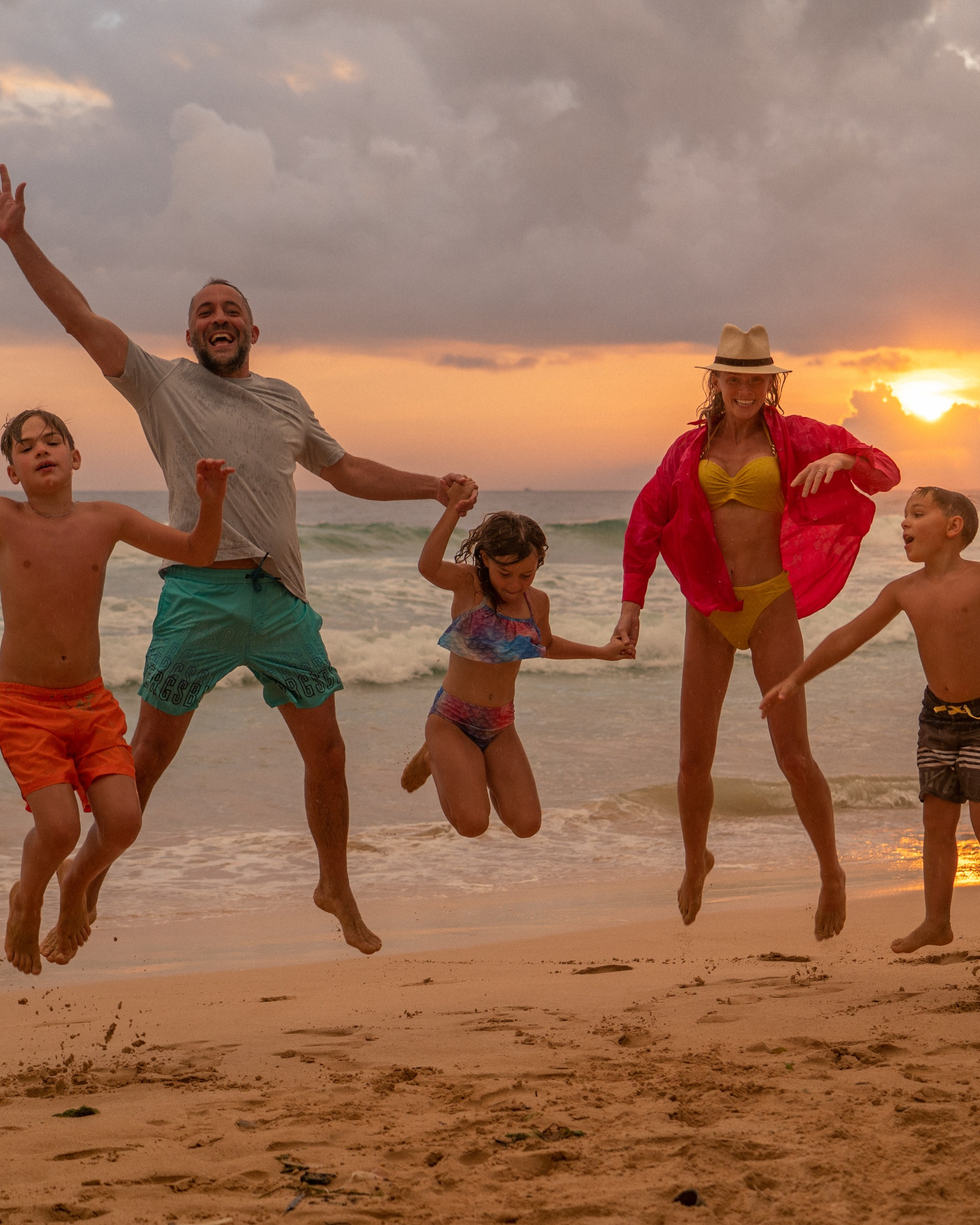 Family photoshoot in Sri Lanka
