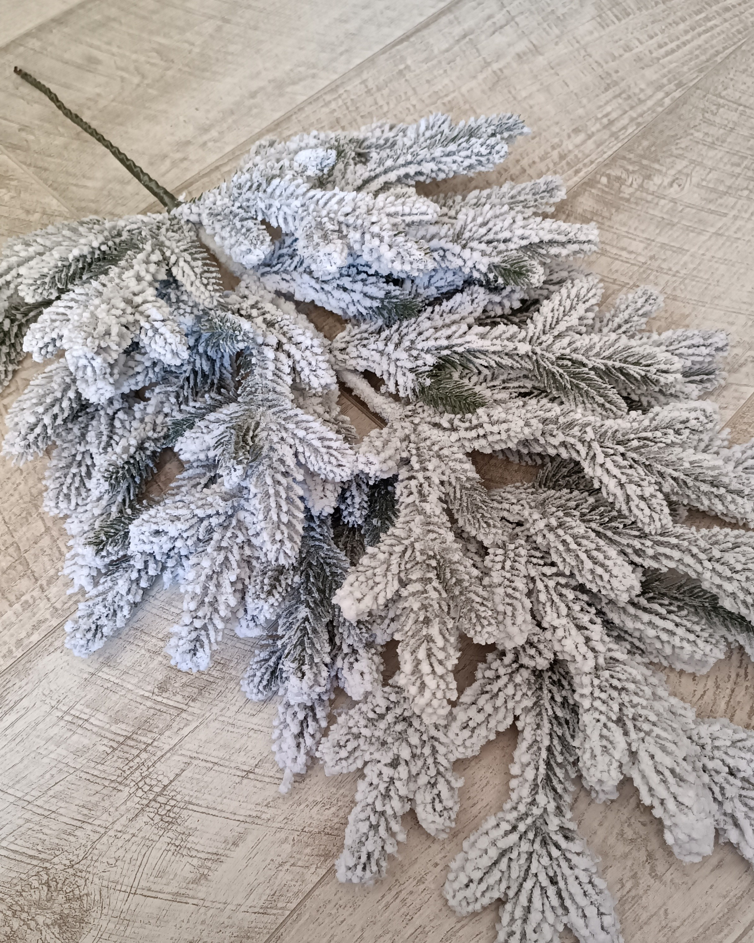 Ветка литая