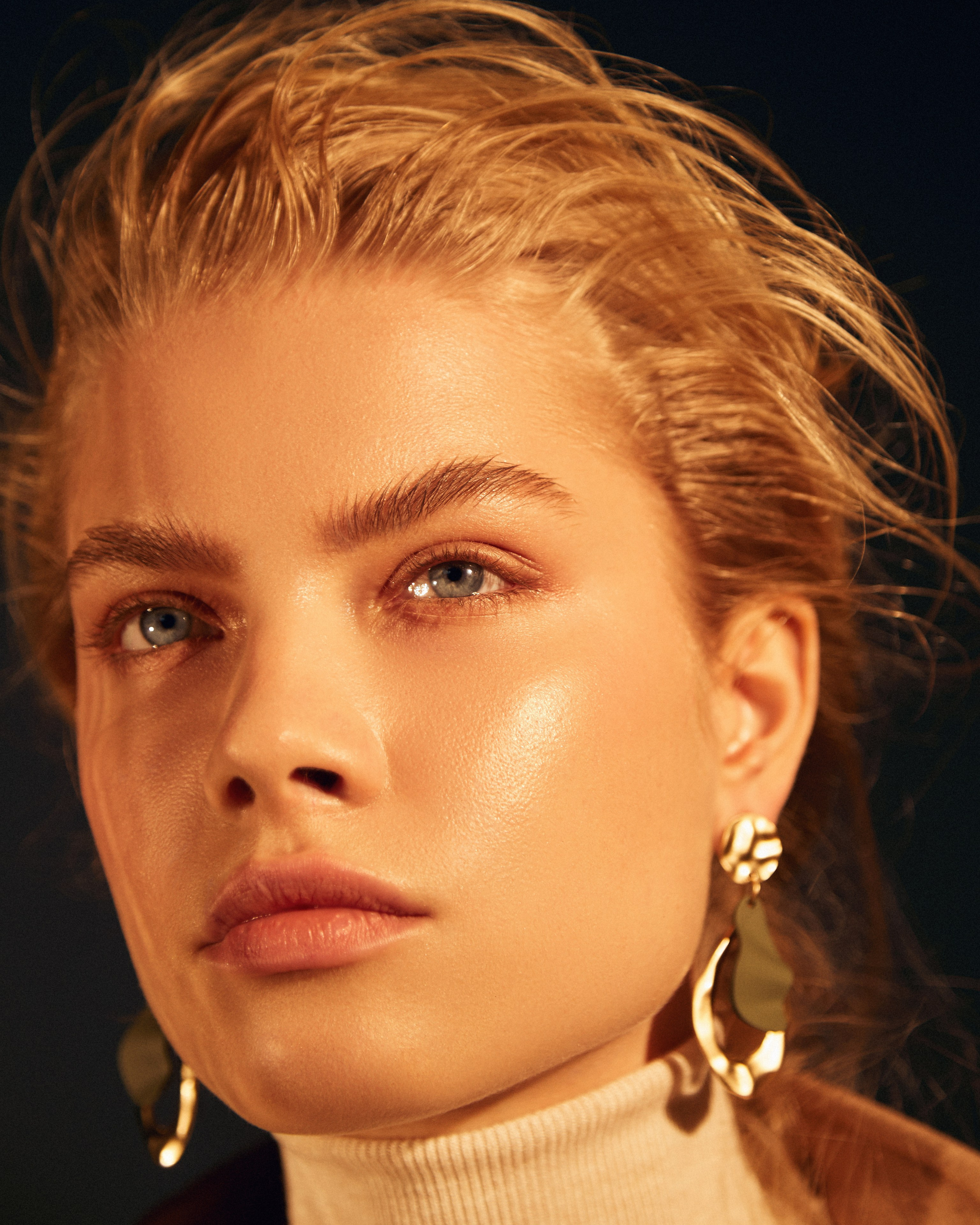 L'Officiel Lithuania