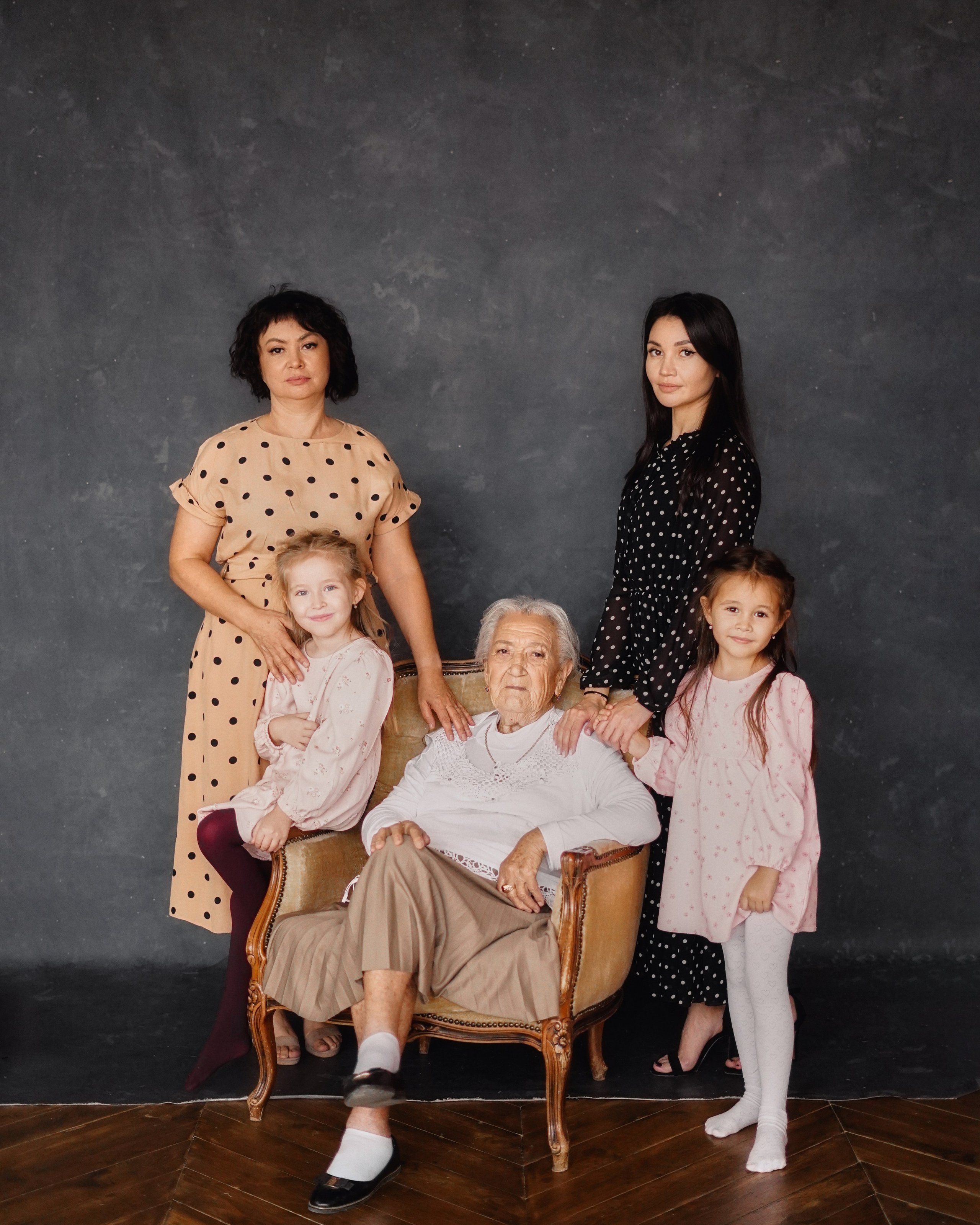 Нина Арина Нелли и николь