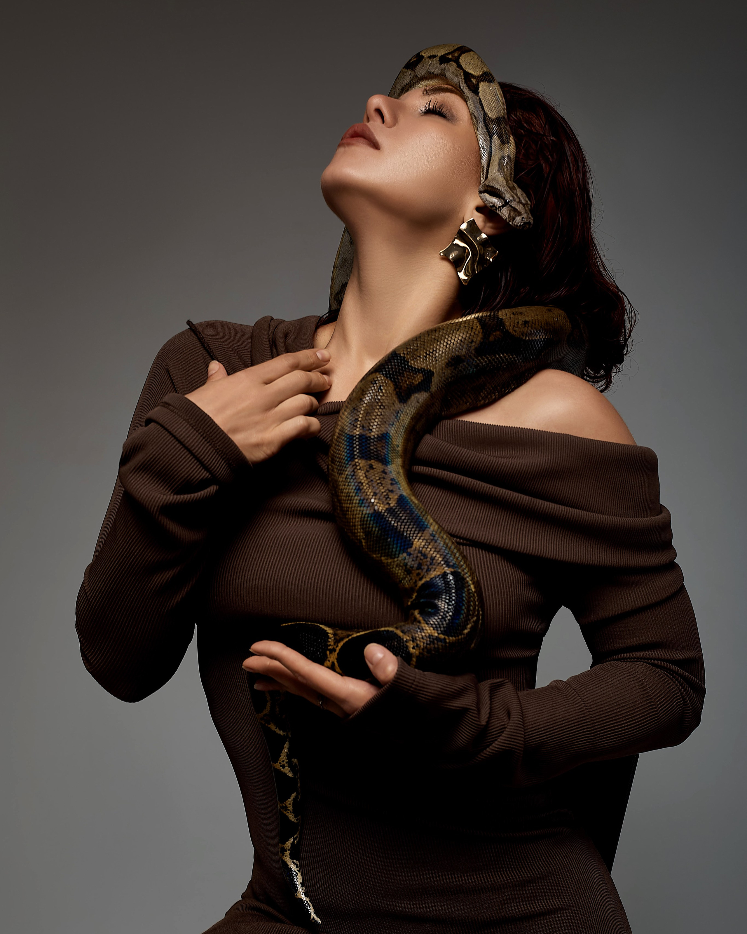 Татьяна. Съемка с удавом