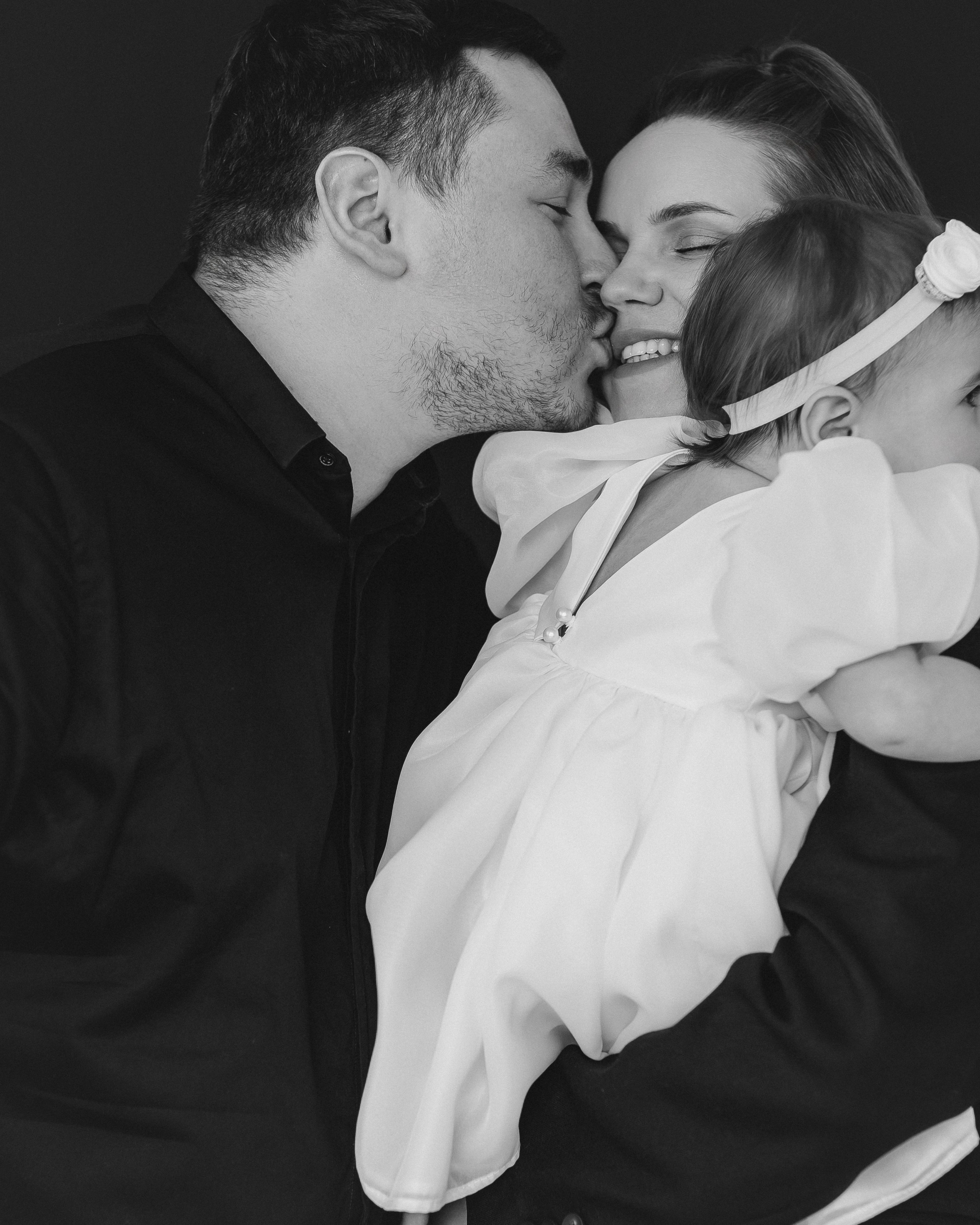 Катя, Артем и Кира