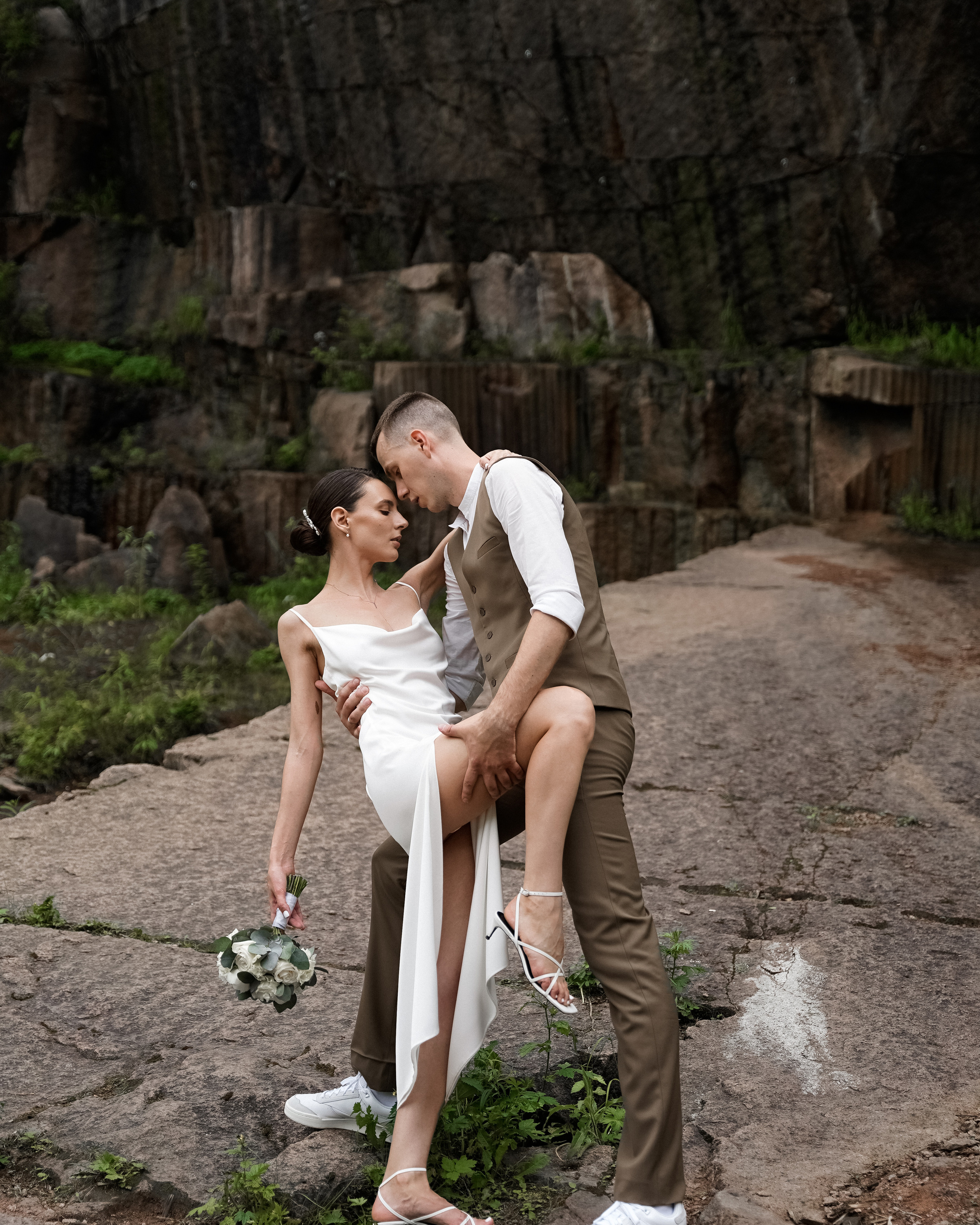 Дело было в полдень