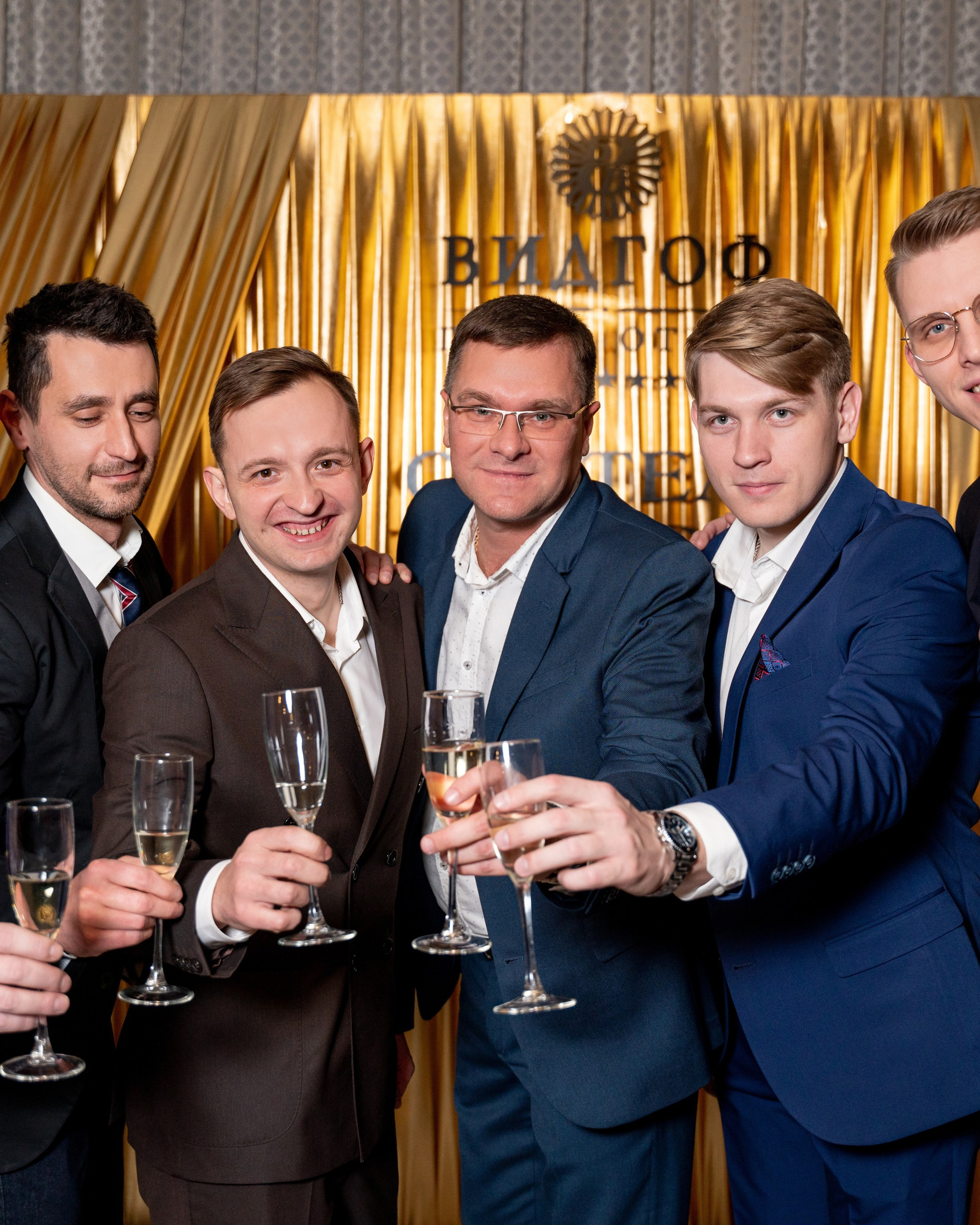 НОВОГОДНИЙ КОРПОРАТИВ 2025