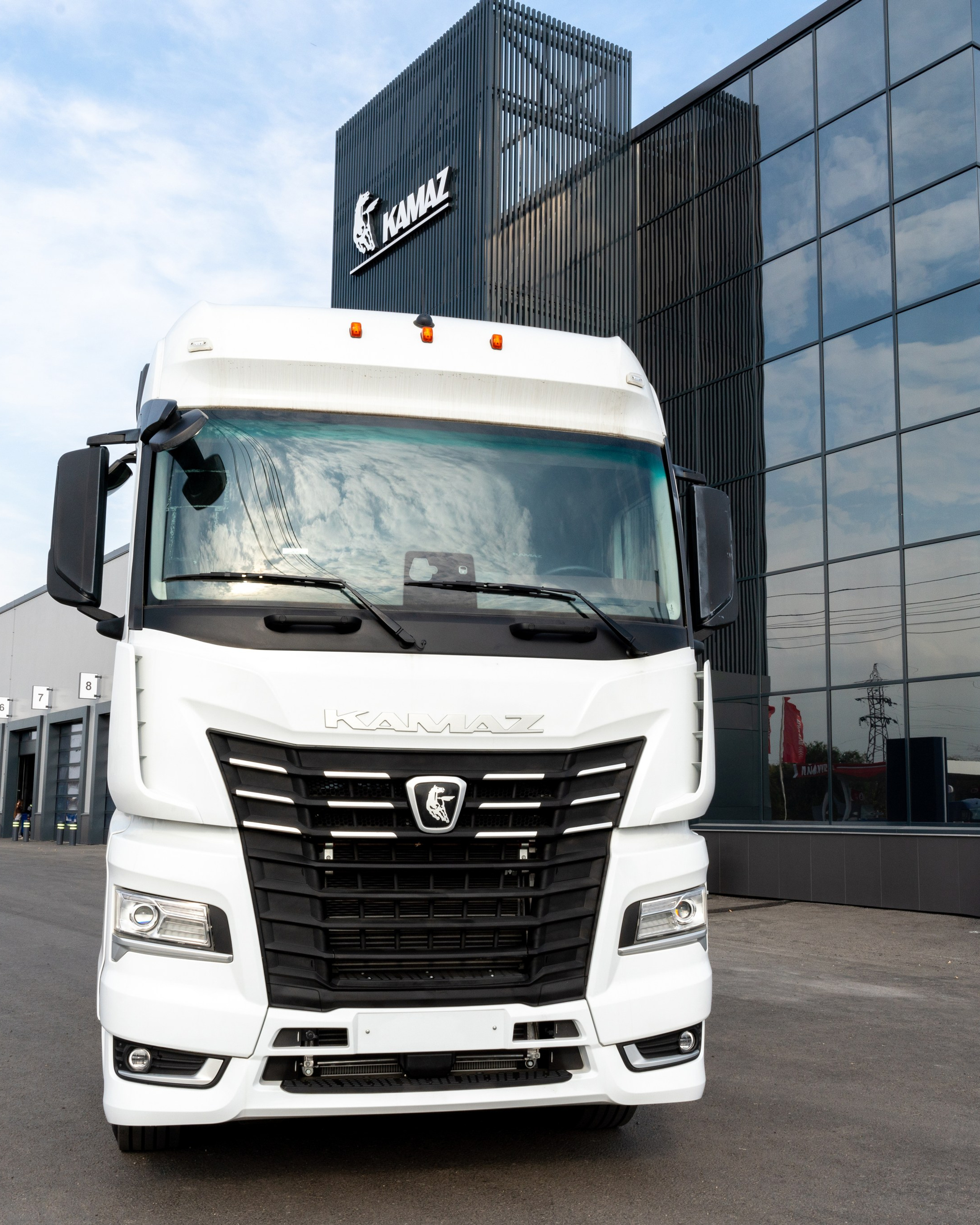 АВТОМОБИЛИ