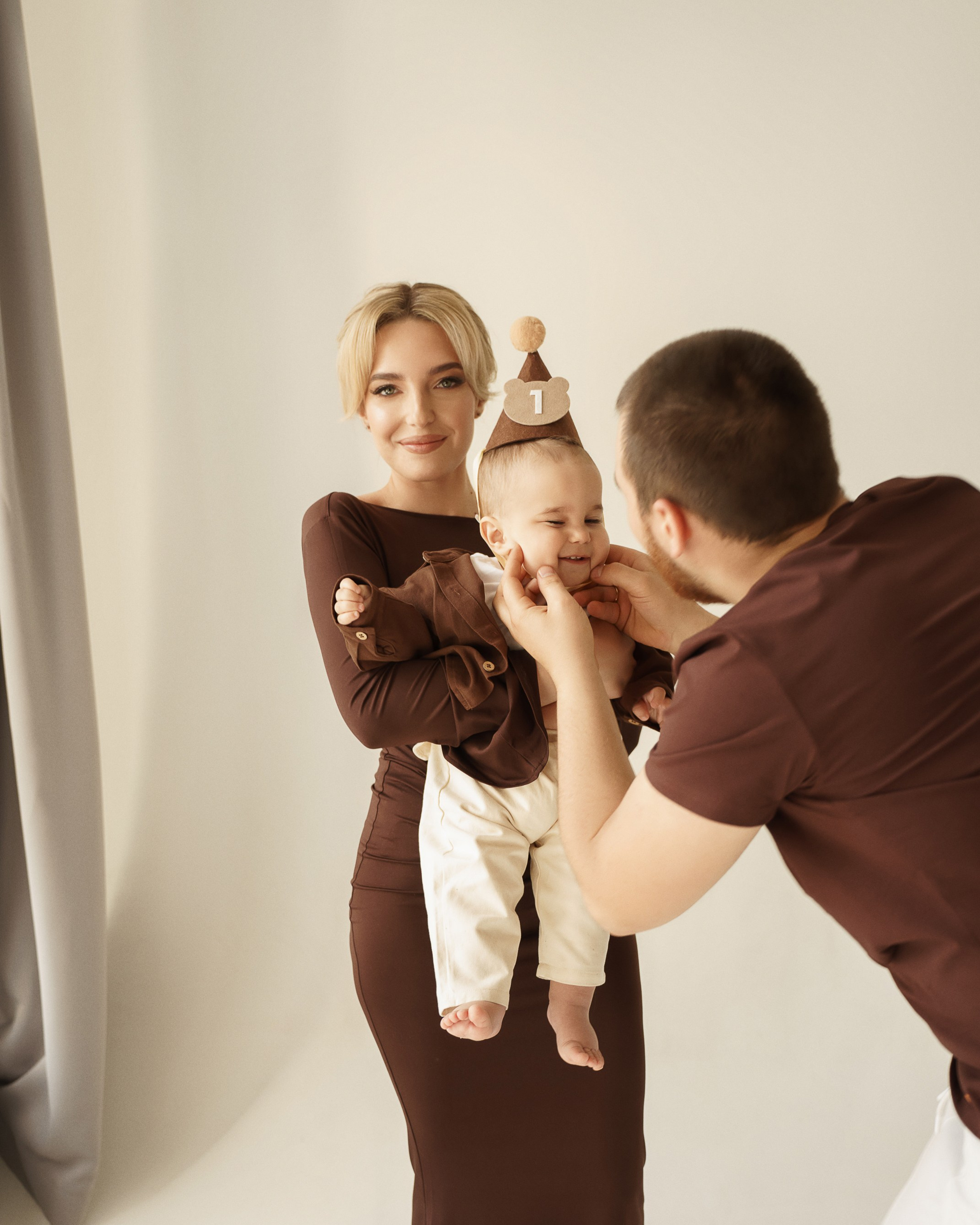 АРТЕМ 1 ГОДИК