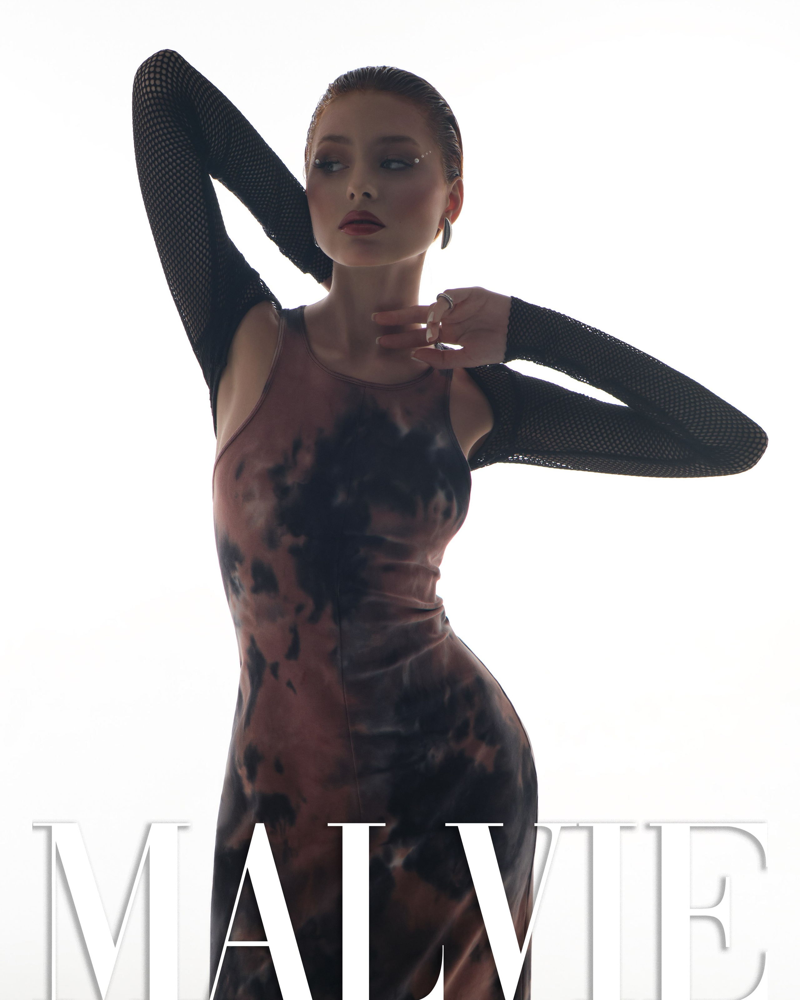 Полина (inst, 60к, @prblynskayaa)